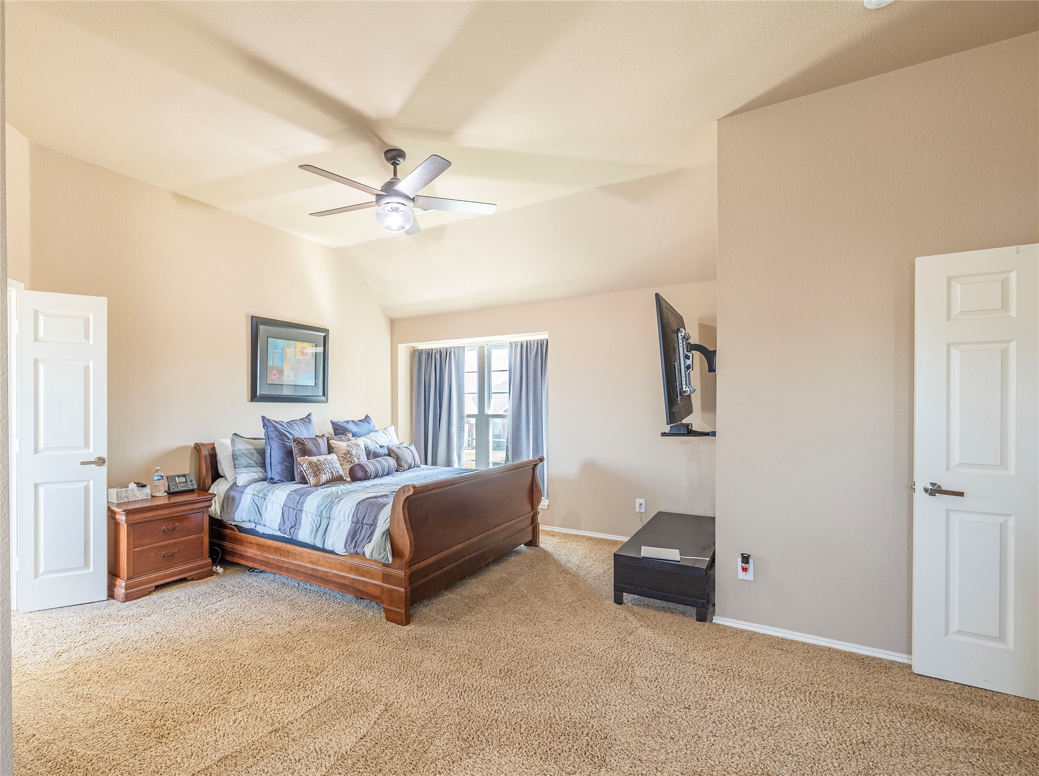 6203 Meadowcrest Lane