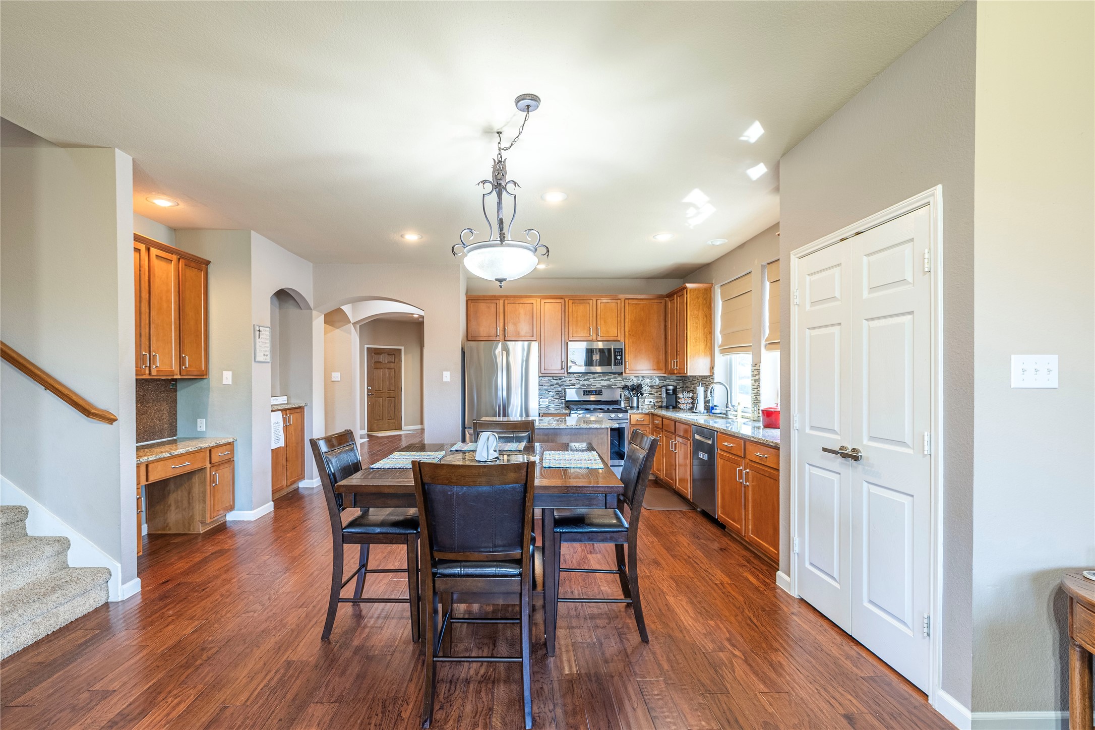 6203 Meadowcrest Lane