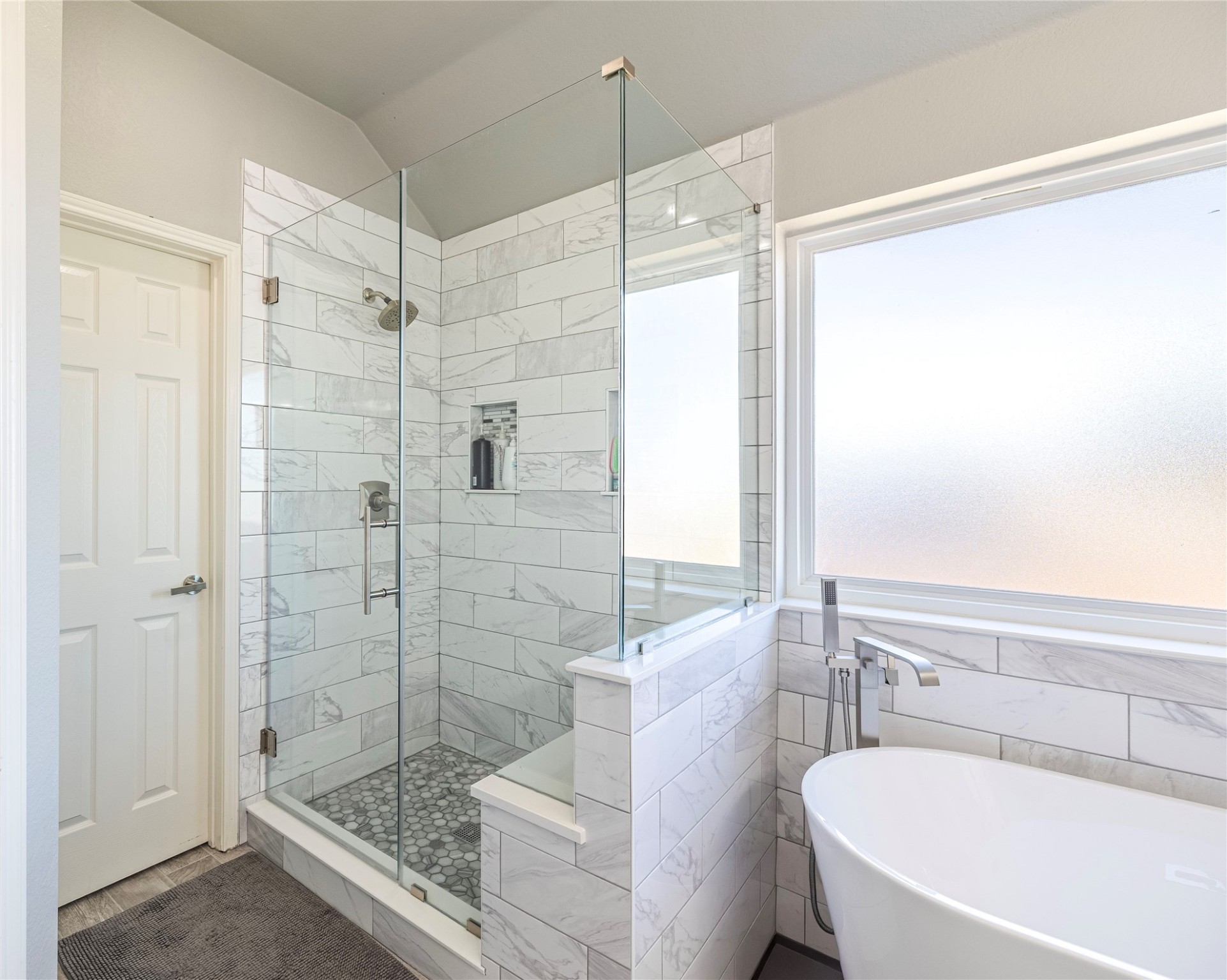 6203 Meadowcrest Lane