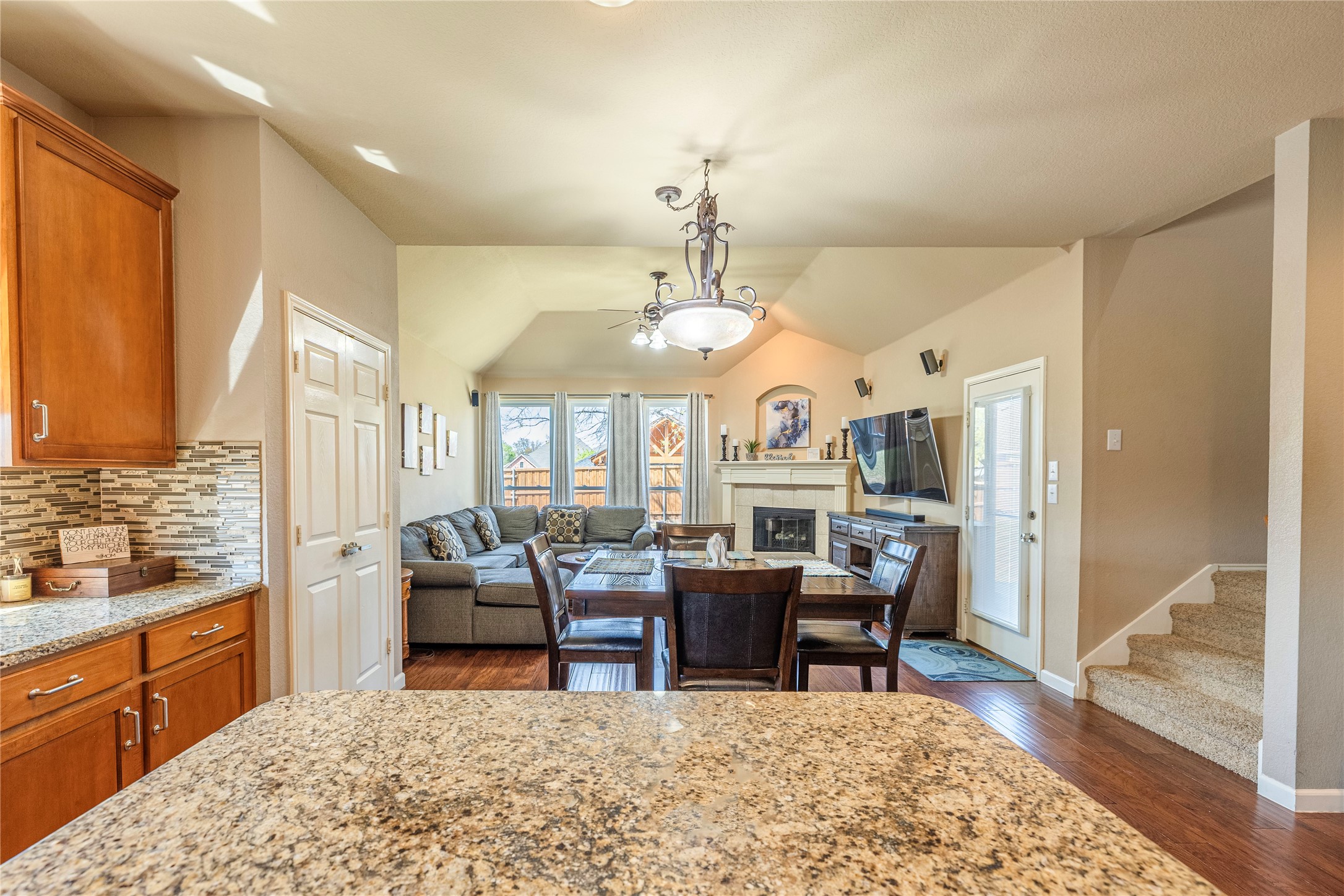 6203 Meadowcrest Lane