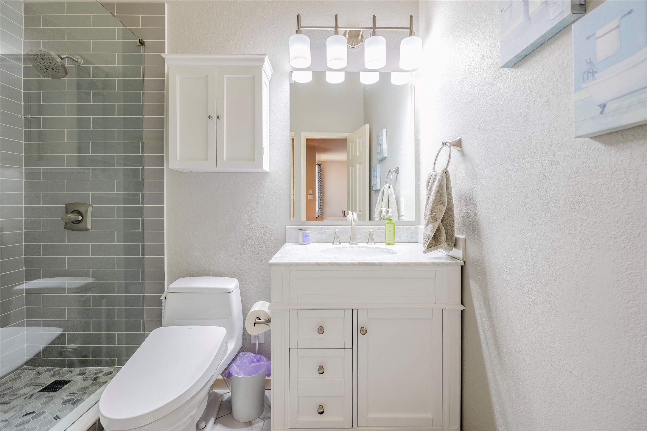 6203 Meadowcrest Lane