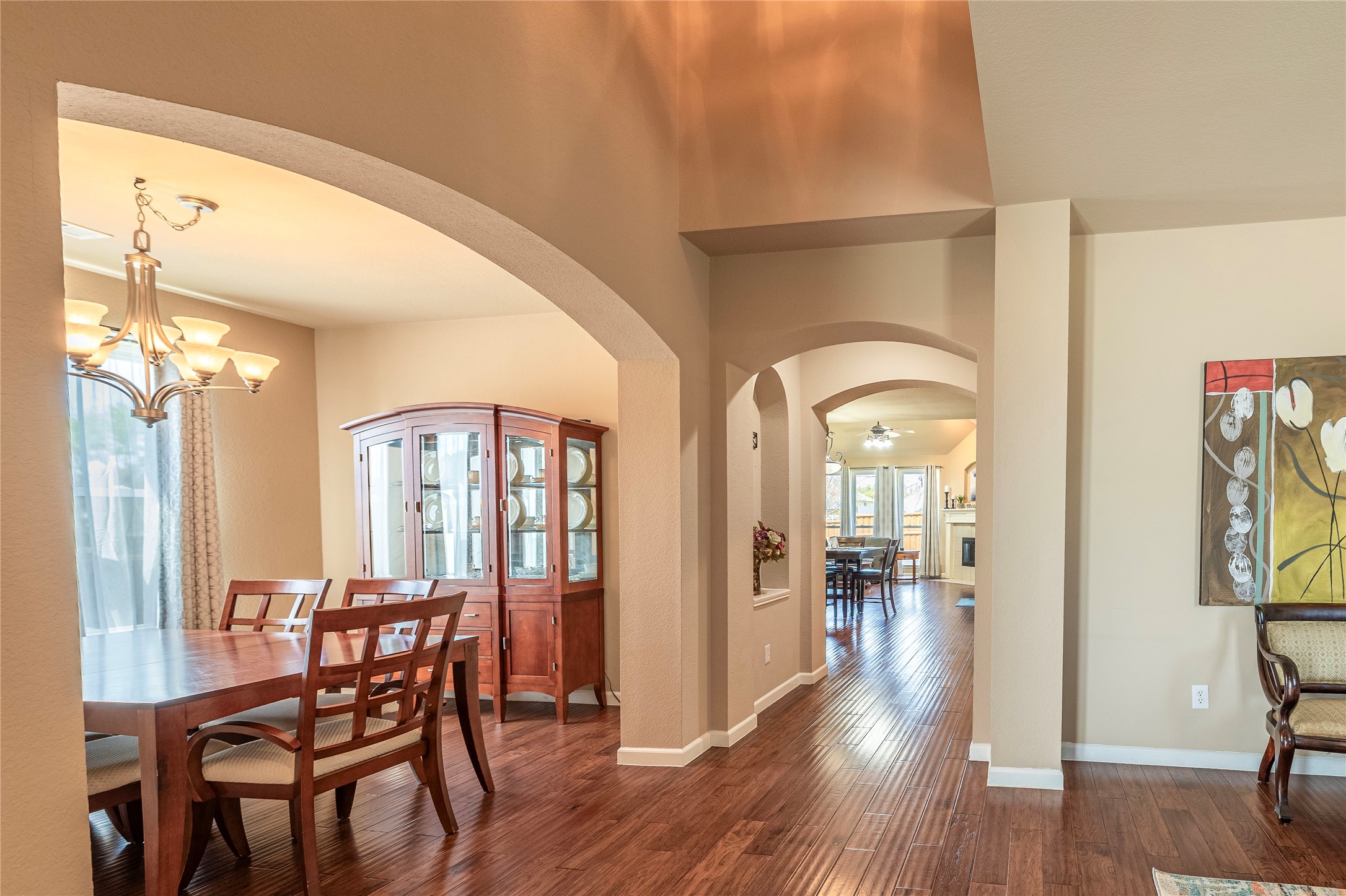 6203 Meadowcrest Lane