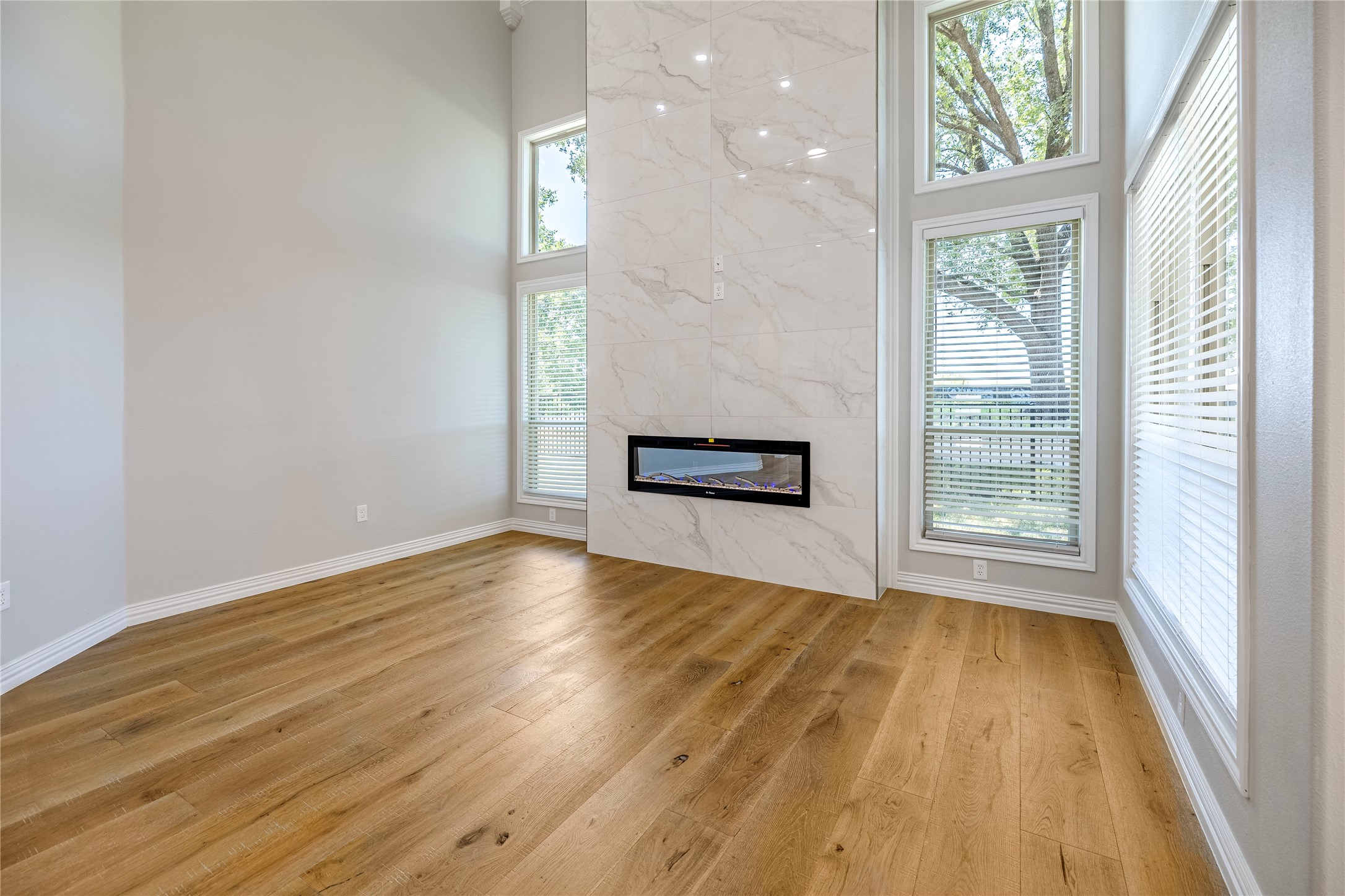 2902 Bluffview Drive