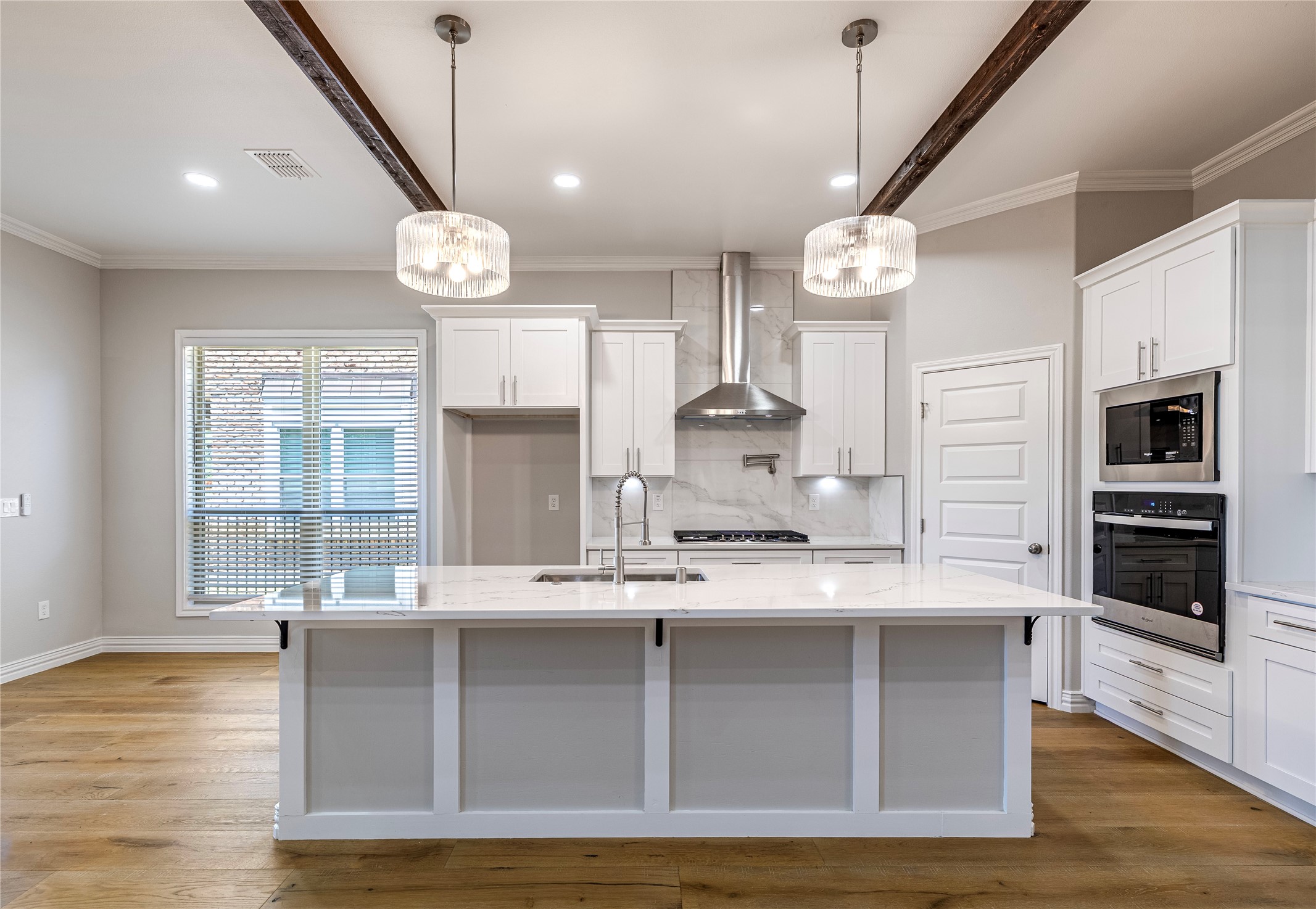 2902 Bluffview Drive