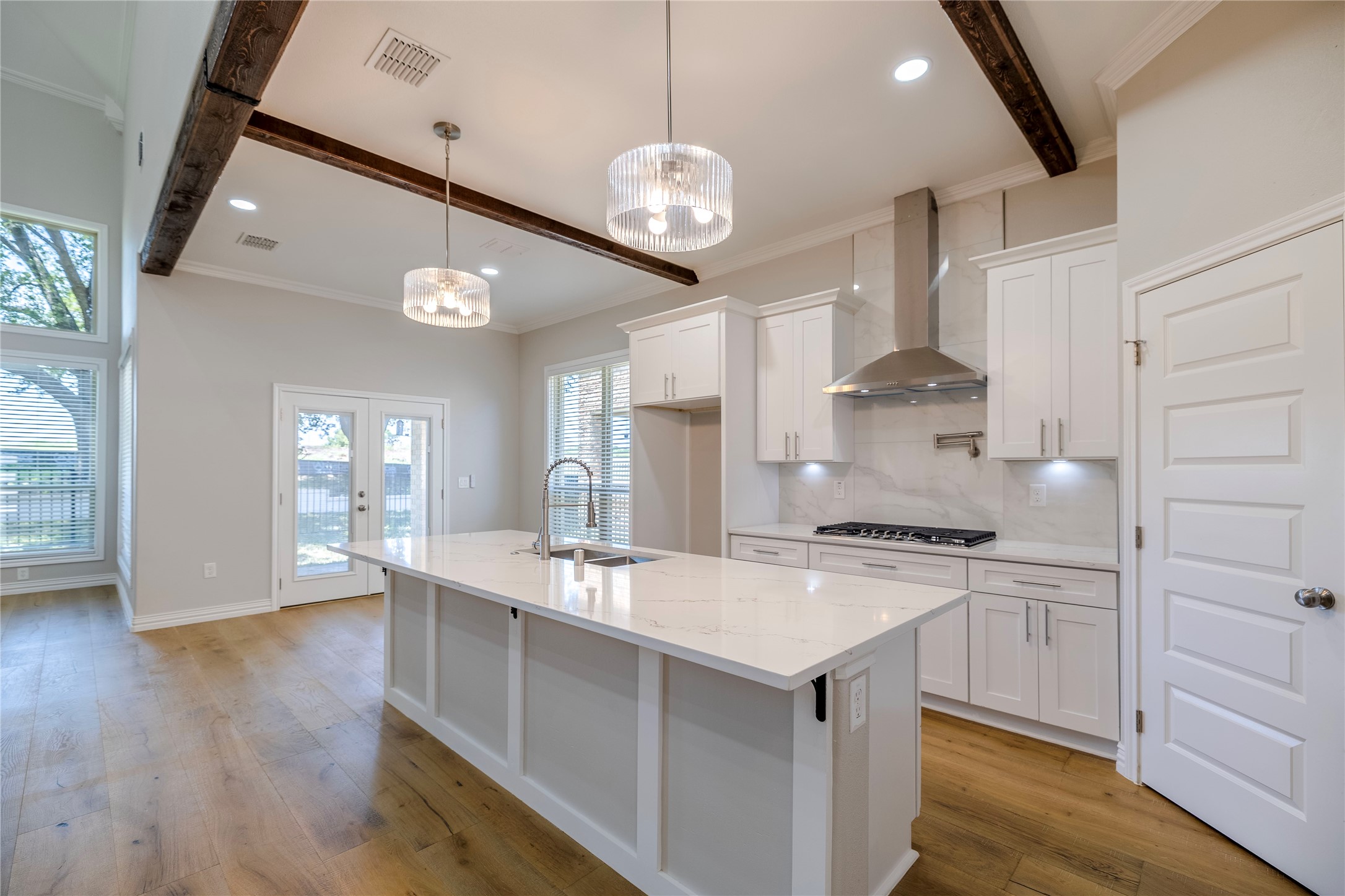 2902 Bluffview Drive