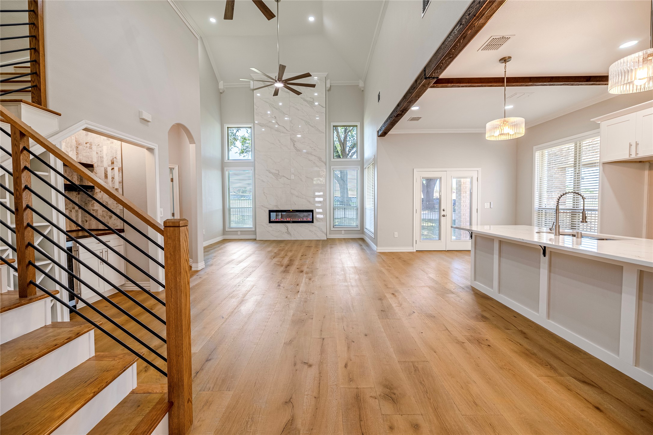 2902 Bluffview Drive