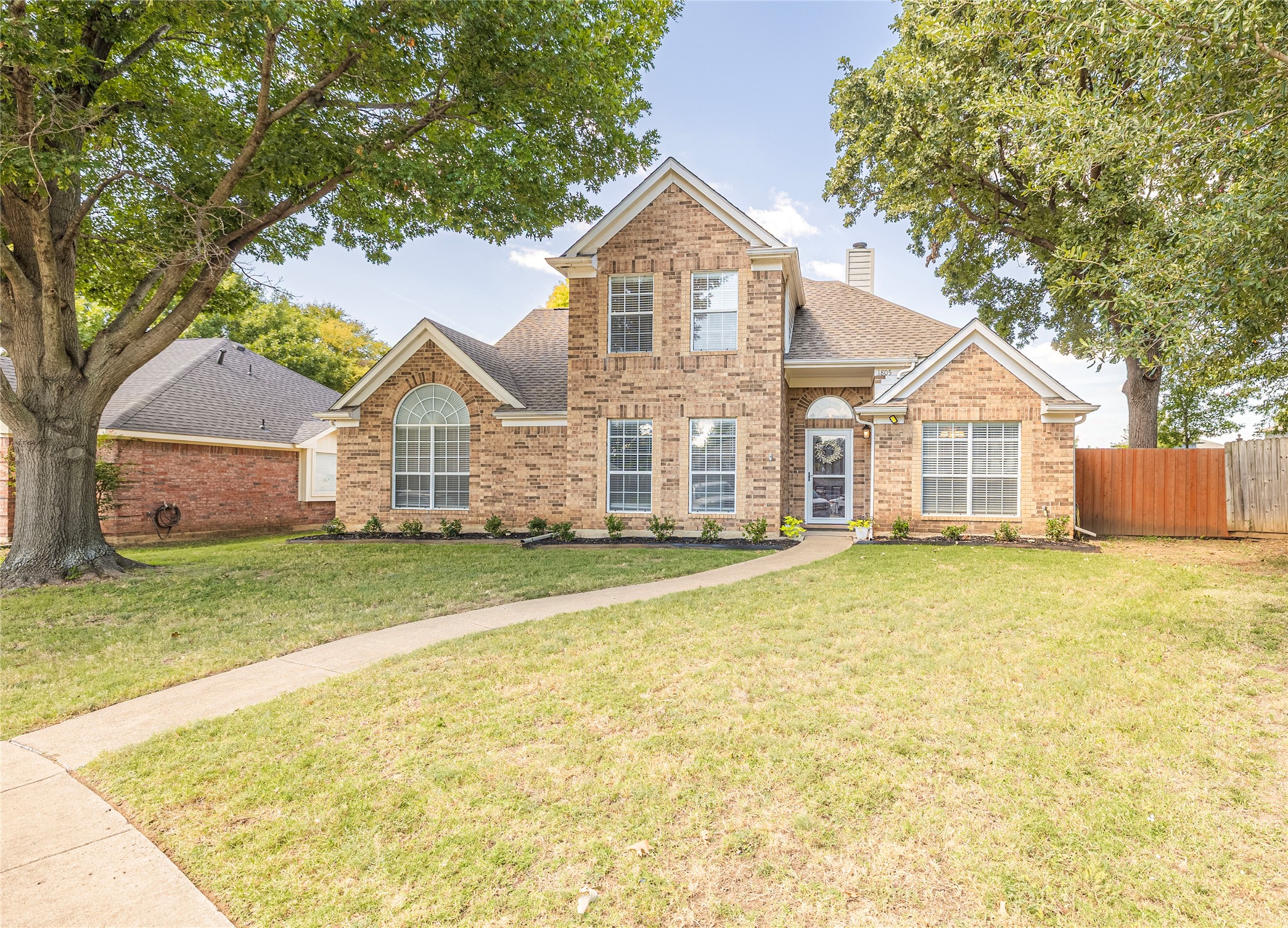 1805 Creek Crossing