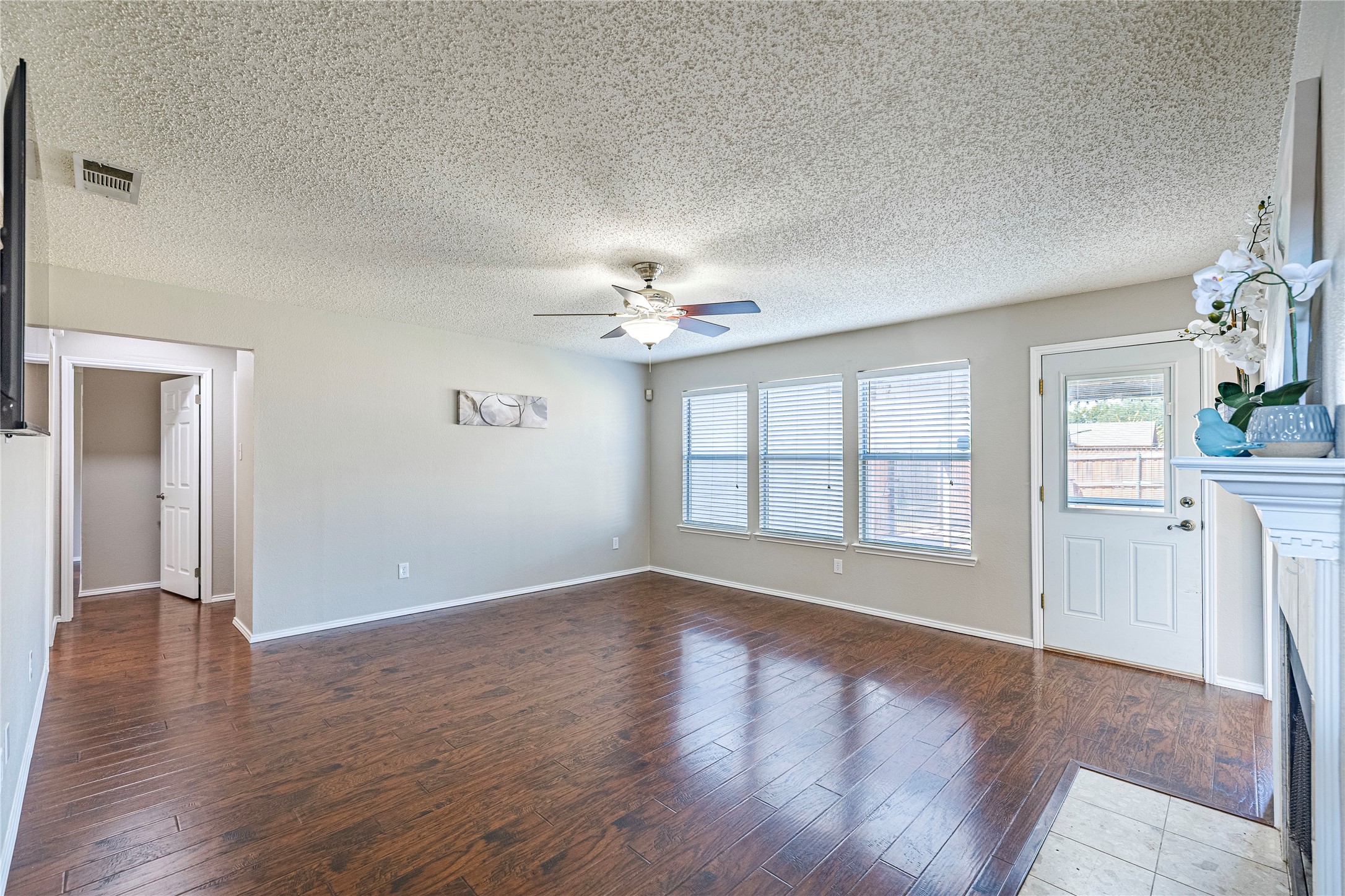 1805 Creek Crossing