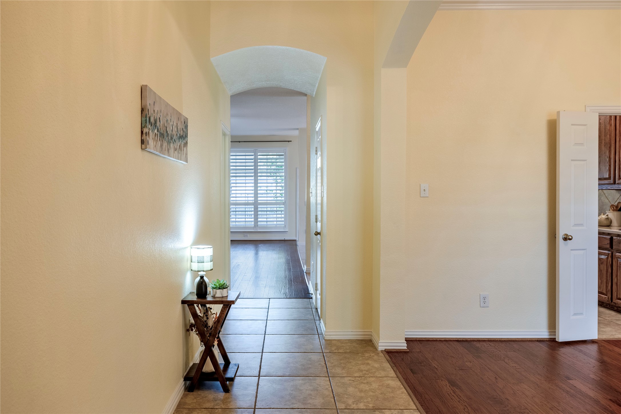 6115 Crestridge Lane