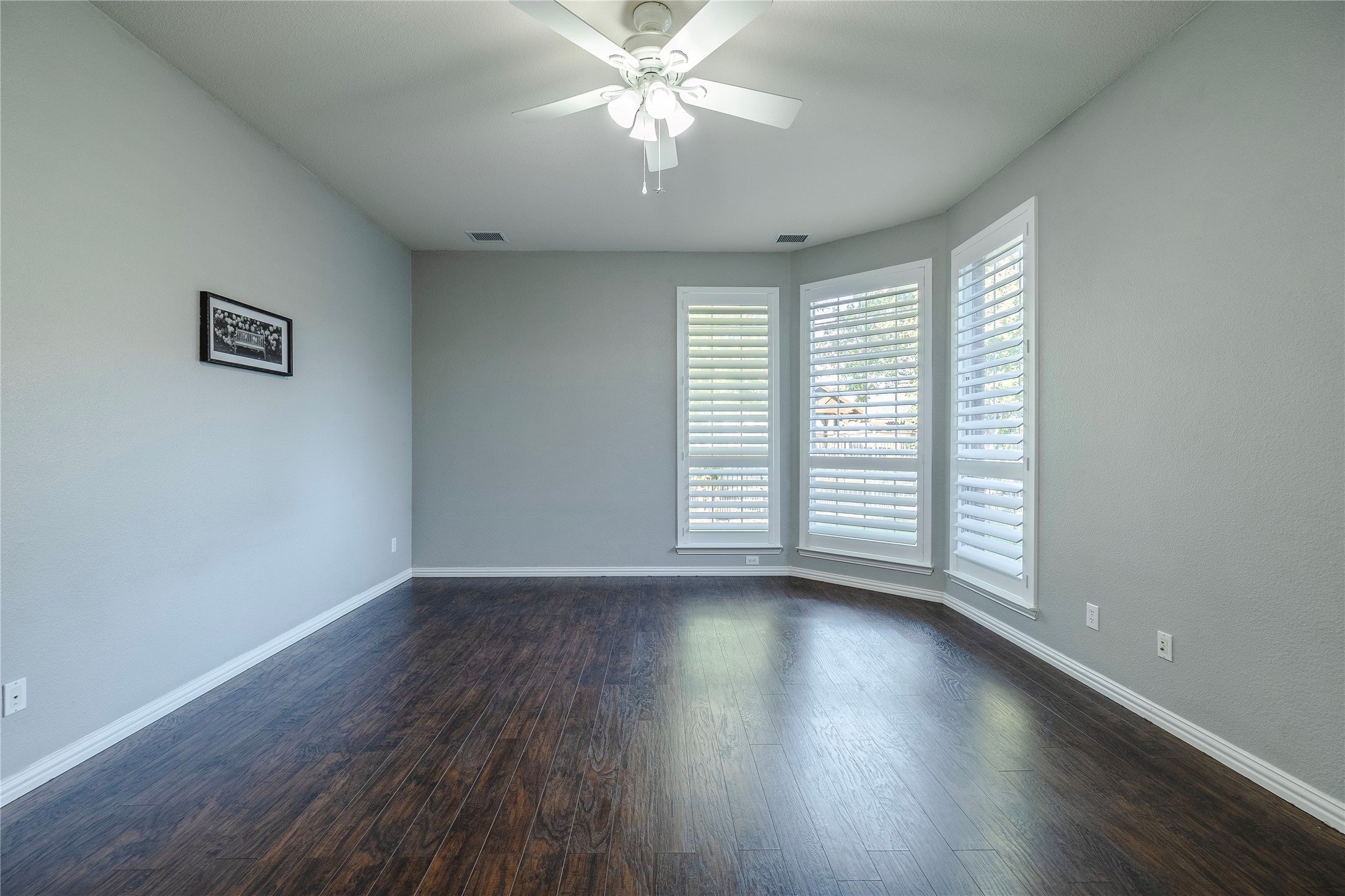 6115 Crestridge Lane