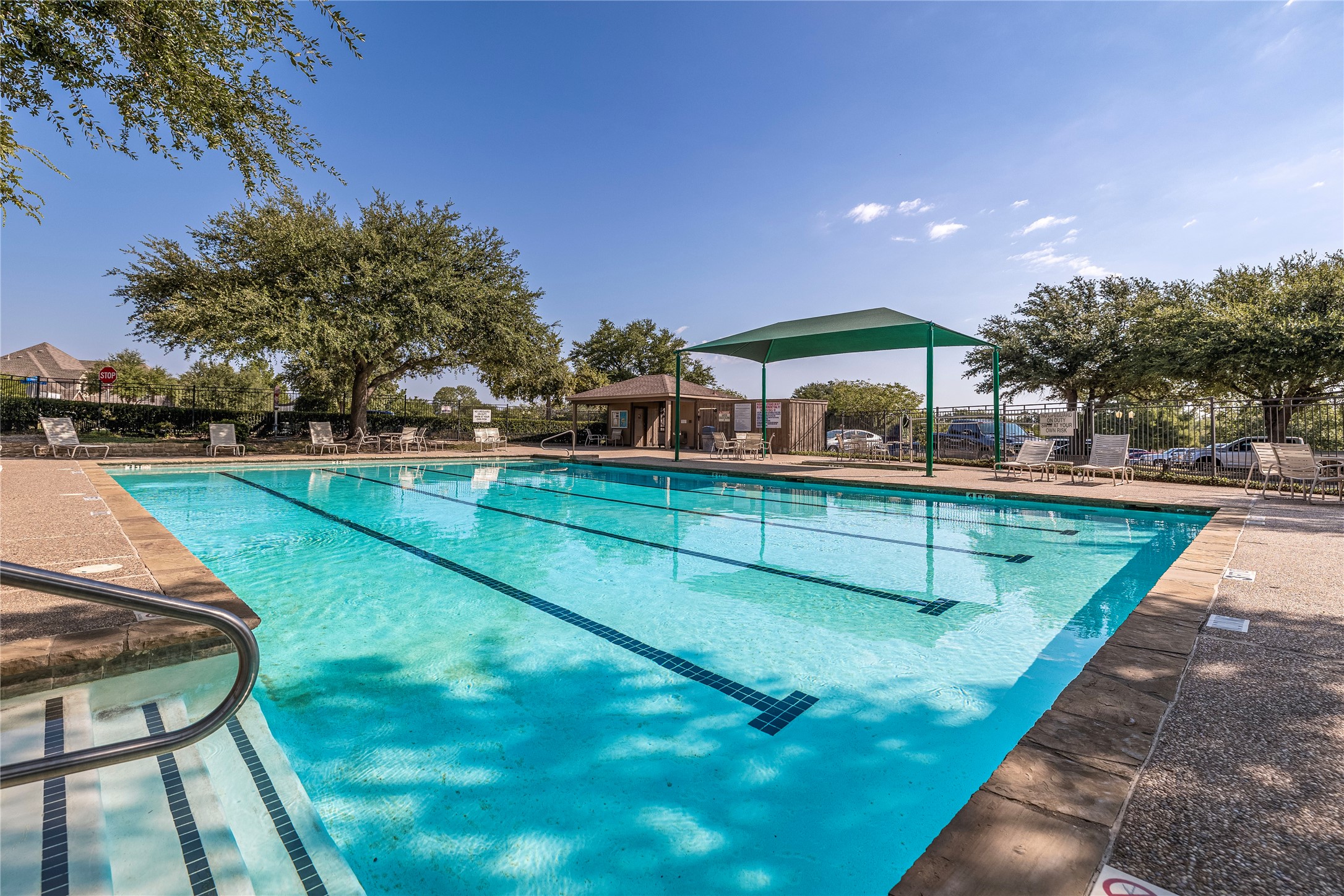 6115 Crestridge Lane