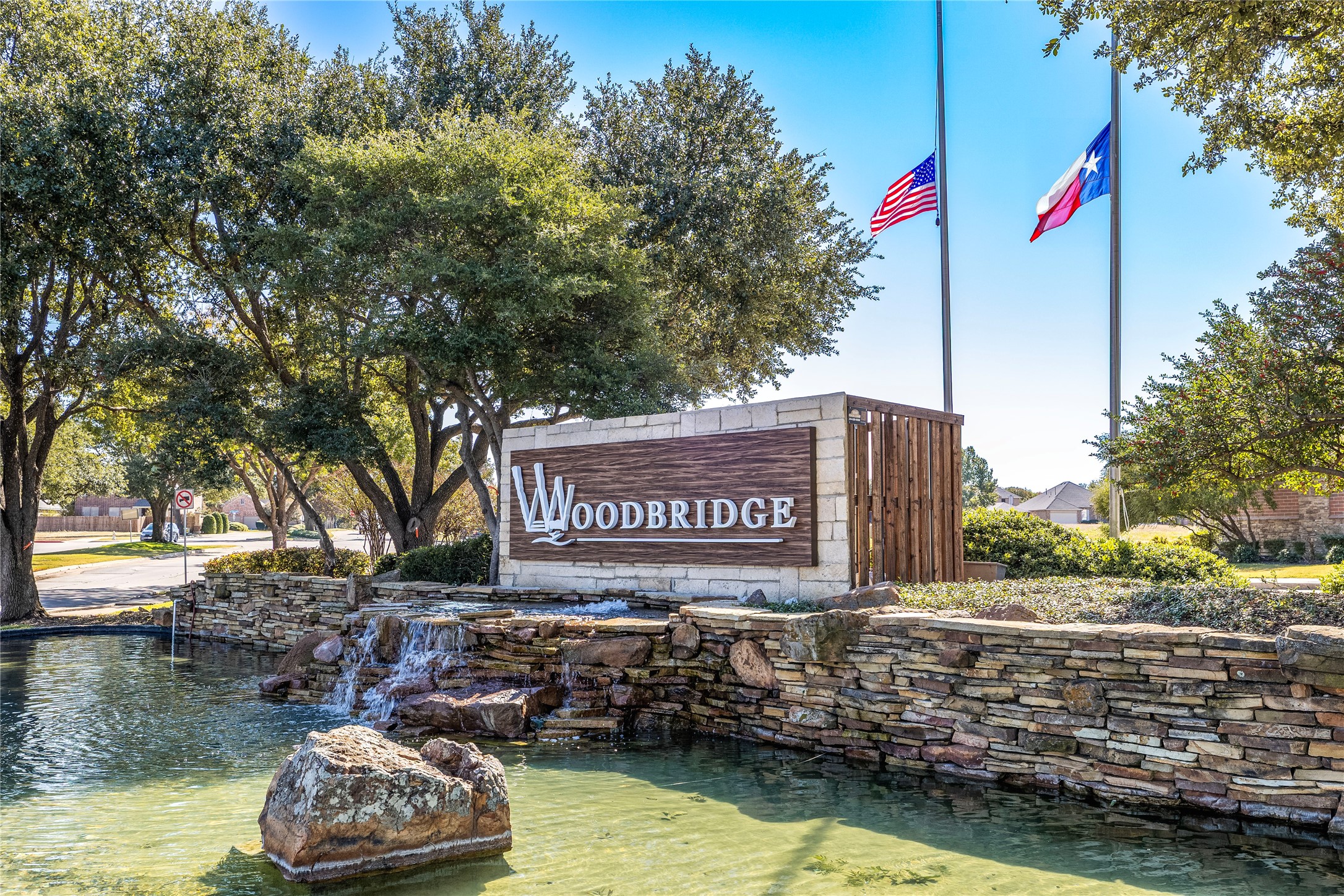 6115 Crestridge Lane