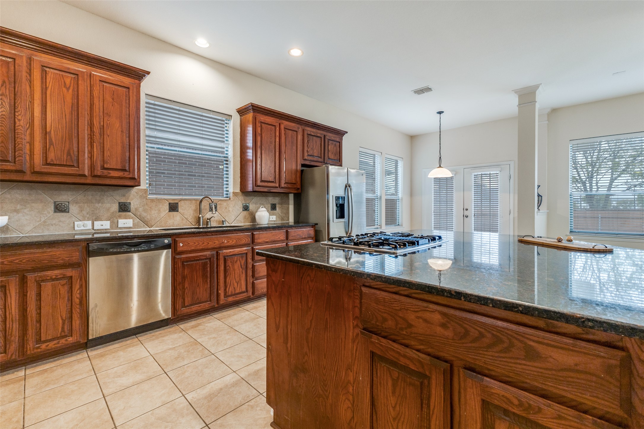 4414 Meadowview Lane