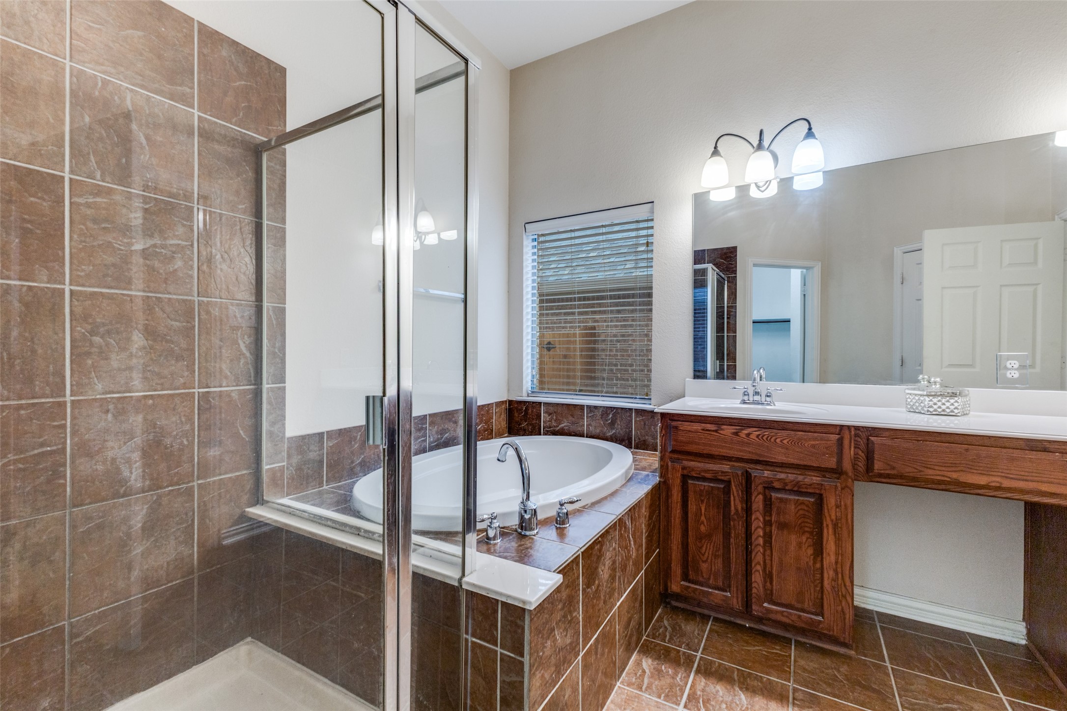 4414 Meadowview Lane