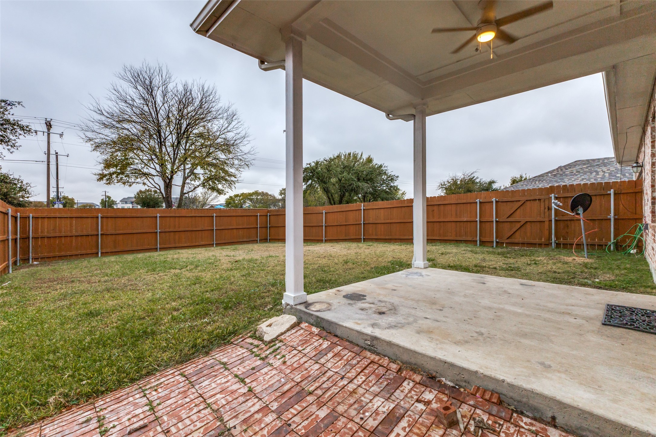 4414 Meadowview Lane