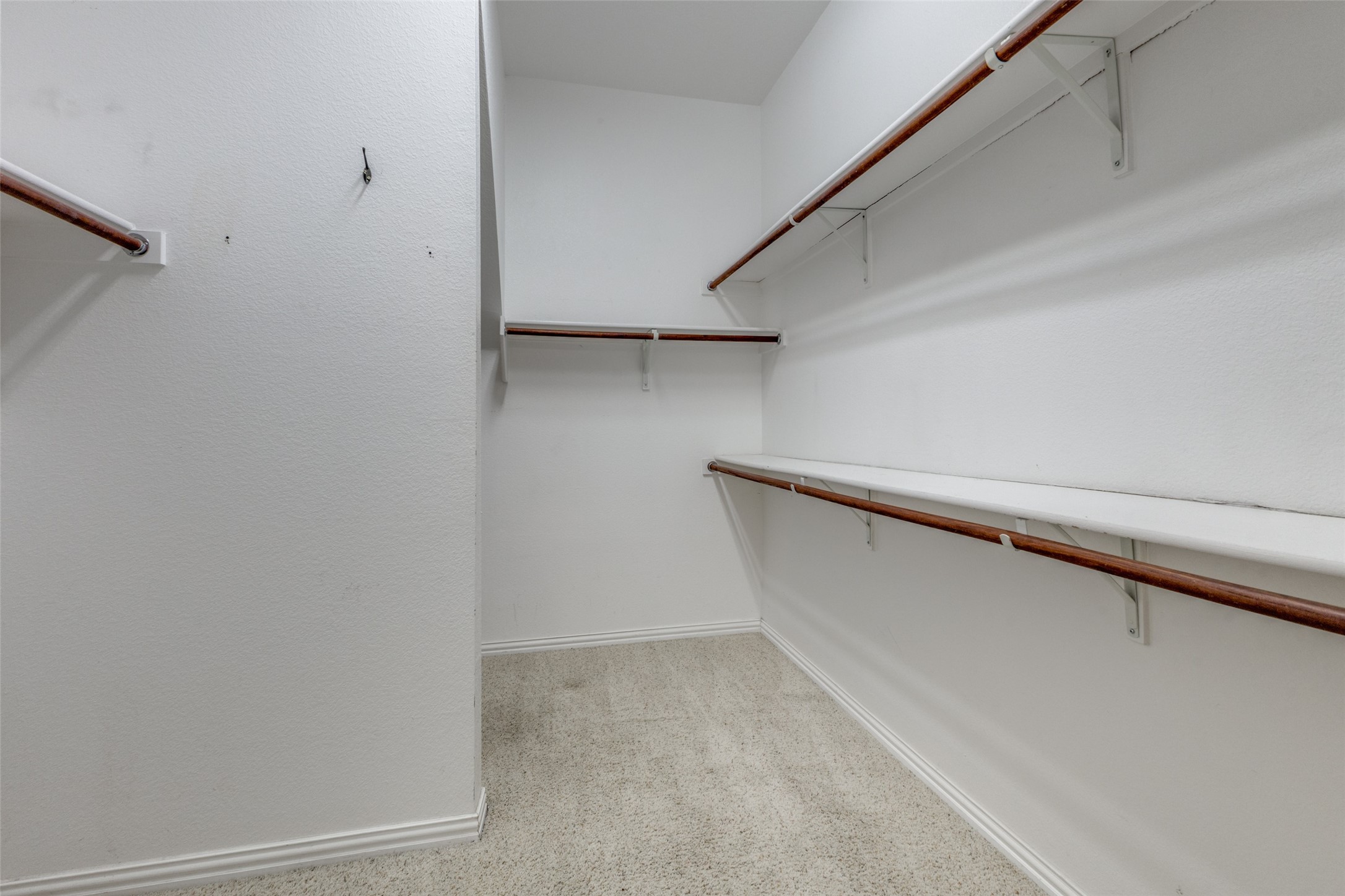 4414 Meadowview Lane