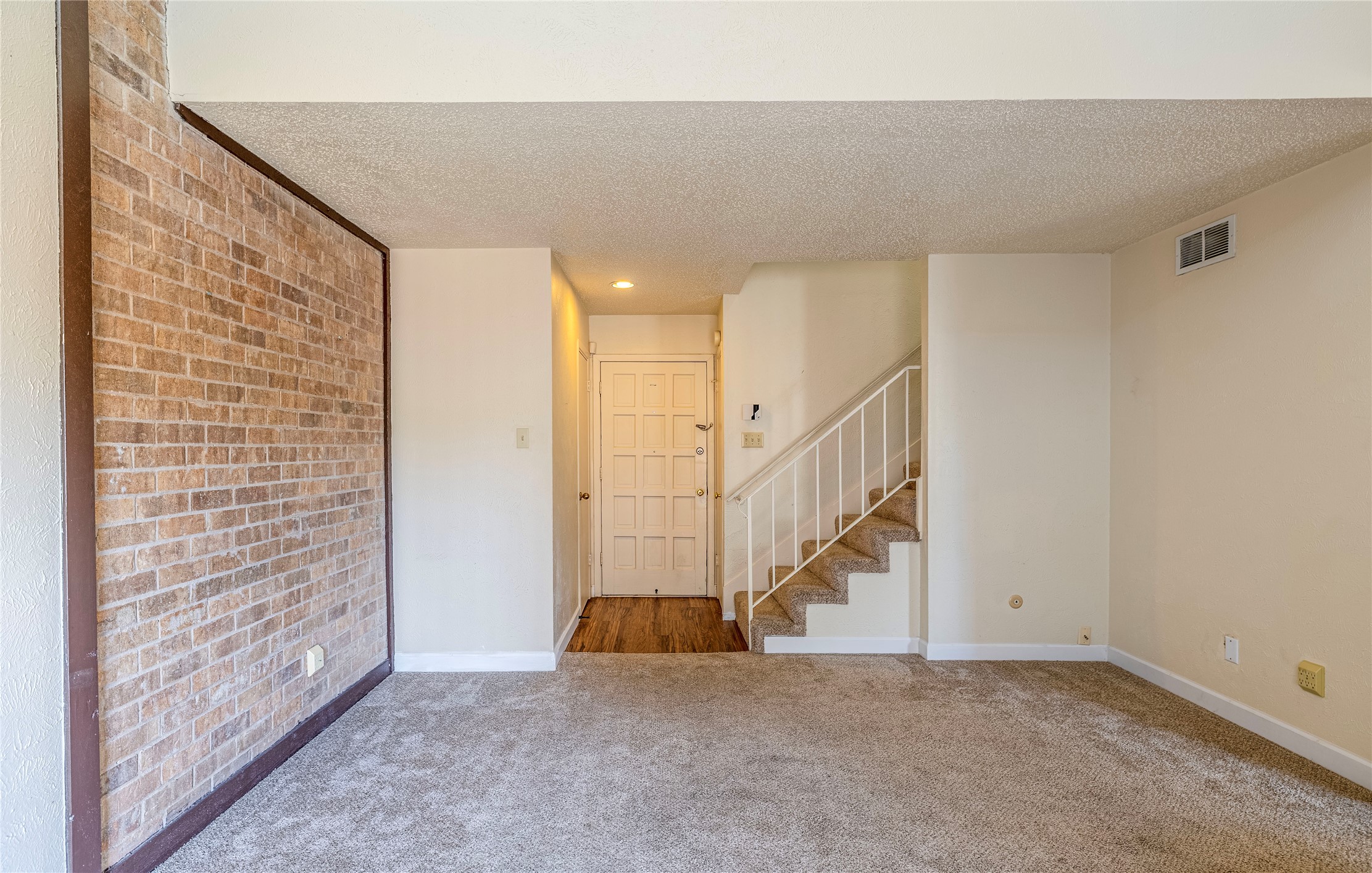 1808 Greenspring Circle