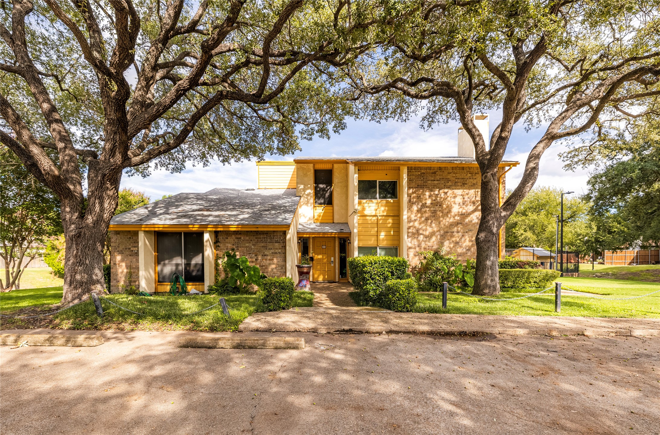 1808 Greenspring Circle