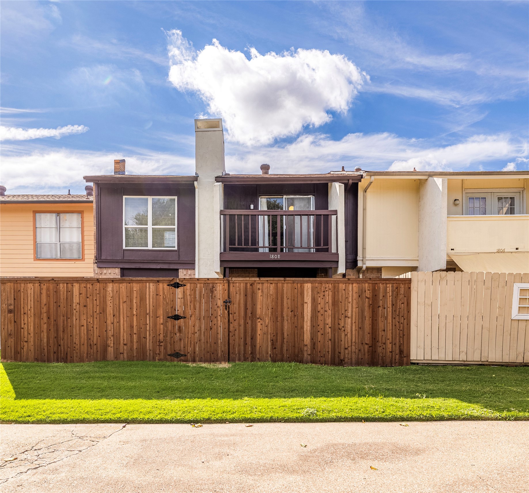 1808 Greenspring Circle