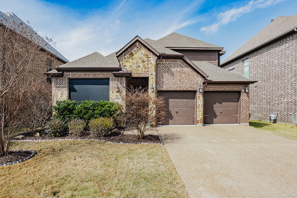 320 Hogue Lane