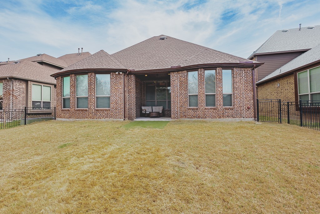 320 Hogue Lane
