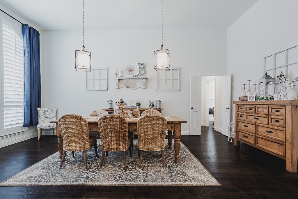 7610 Graystone Drive