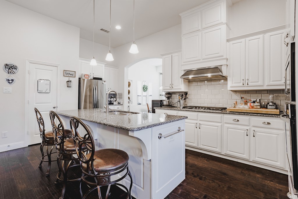 7610 Graystone Drive