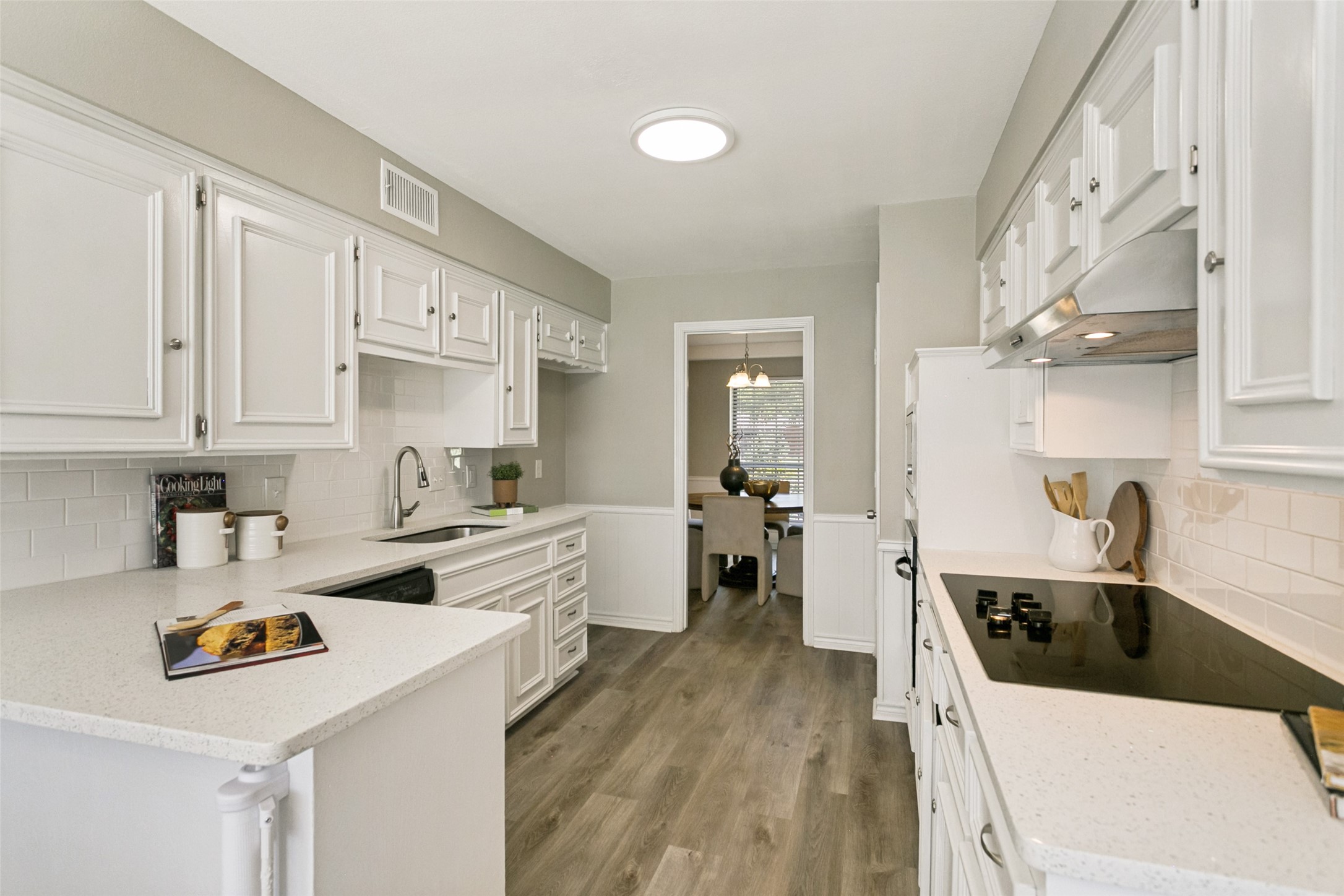 2416 Heather Hill Lane