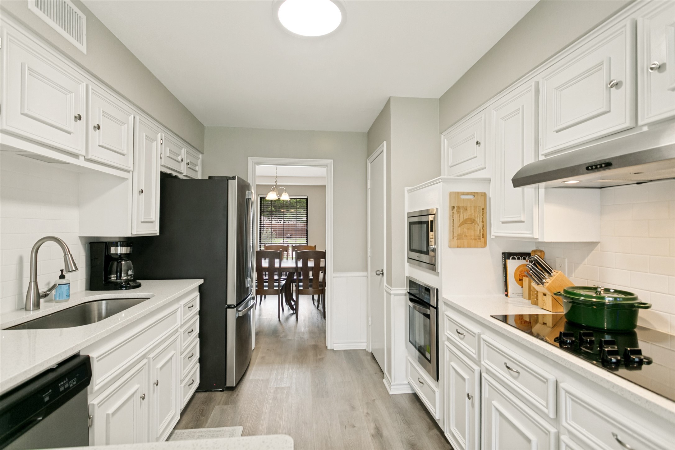 2416 Heather Hill Lane