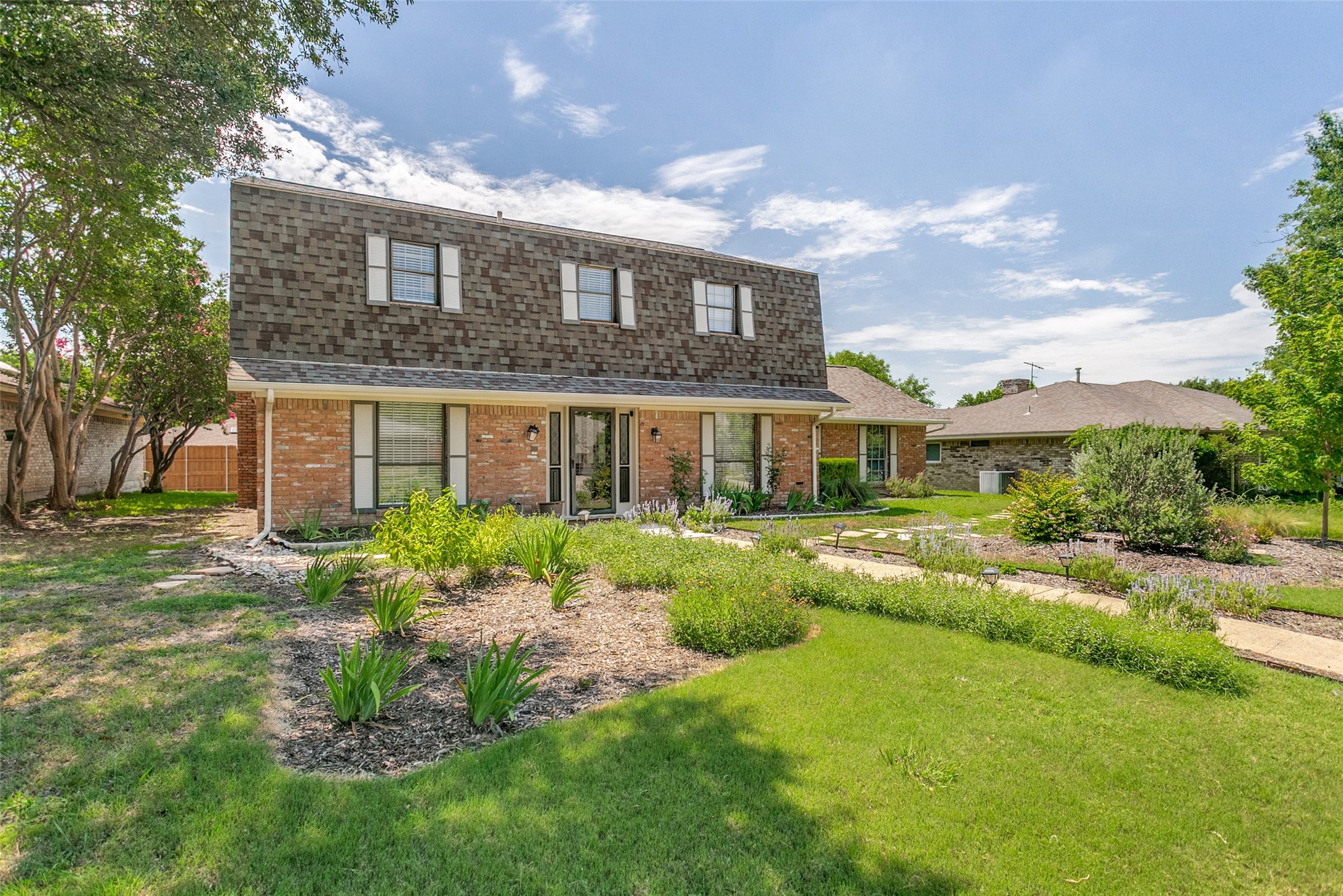 2416 Heather Hill Lane