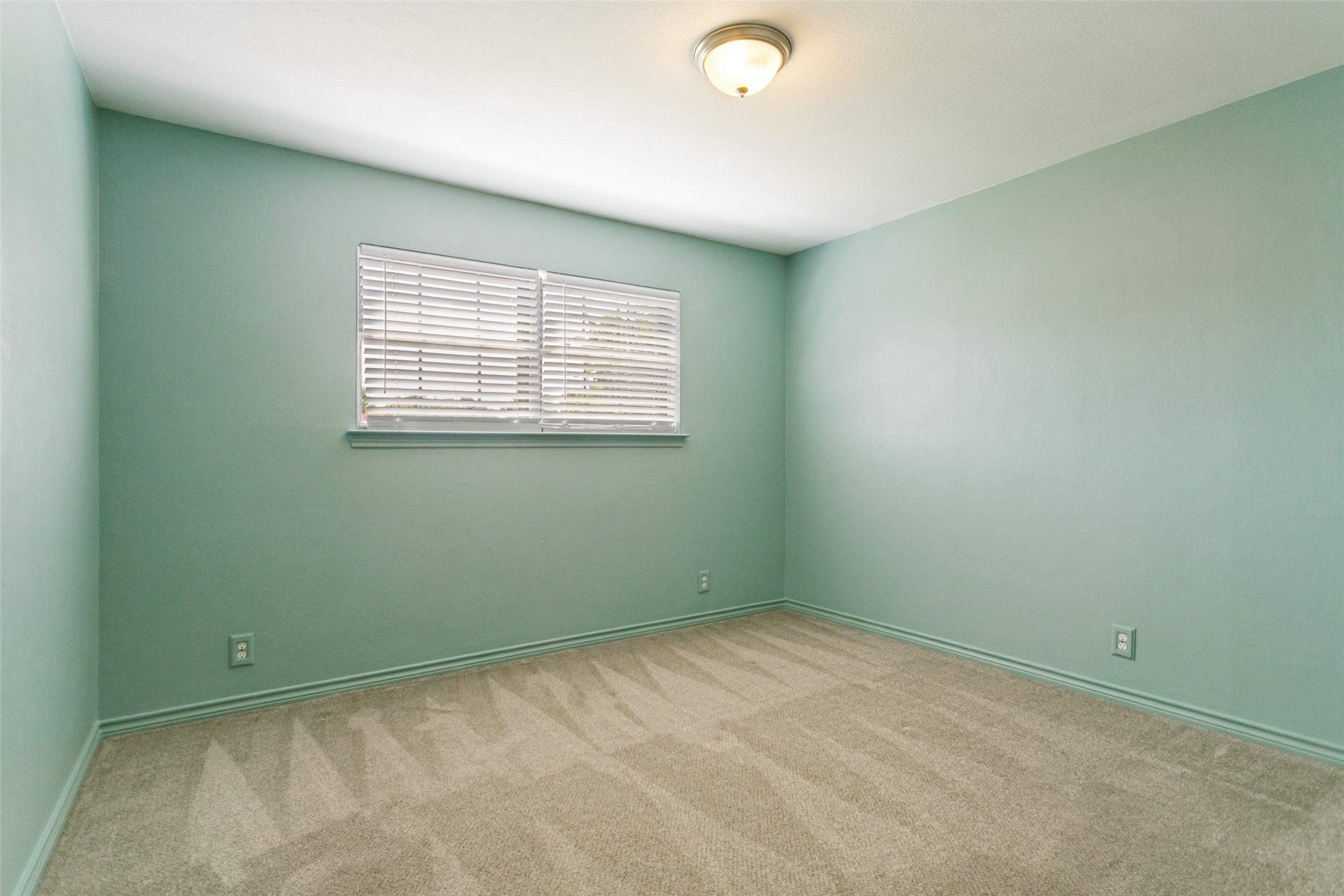 2416 Heather Hill Lane