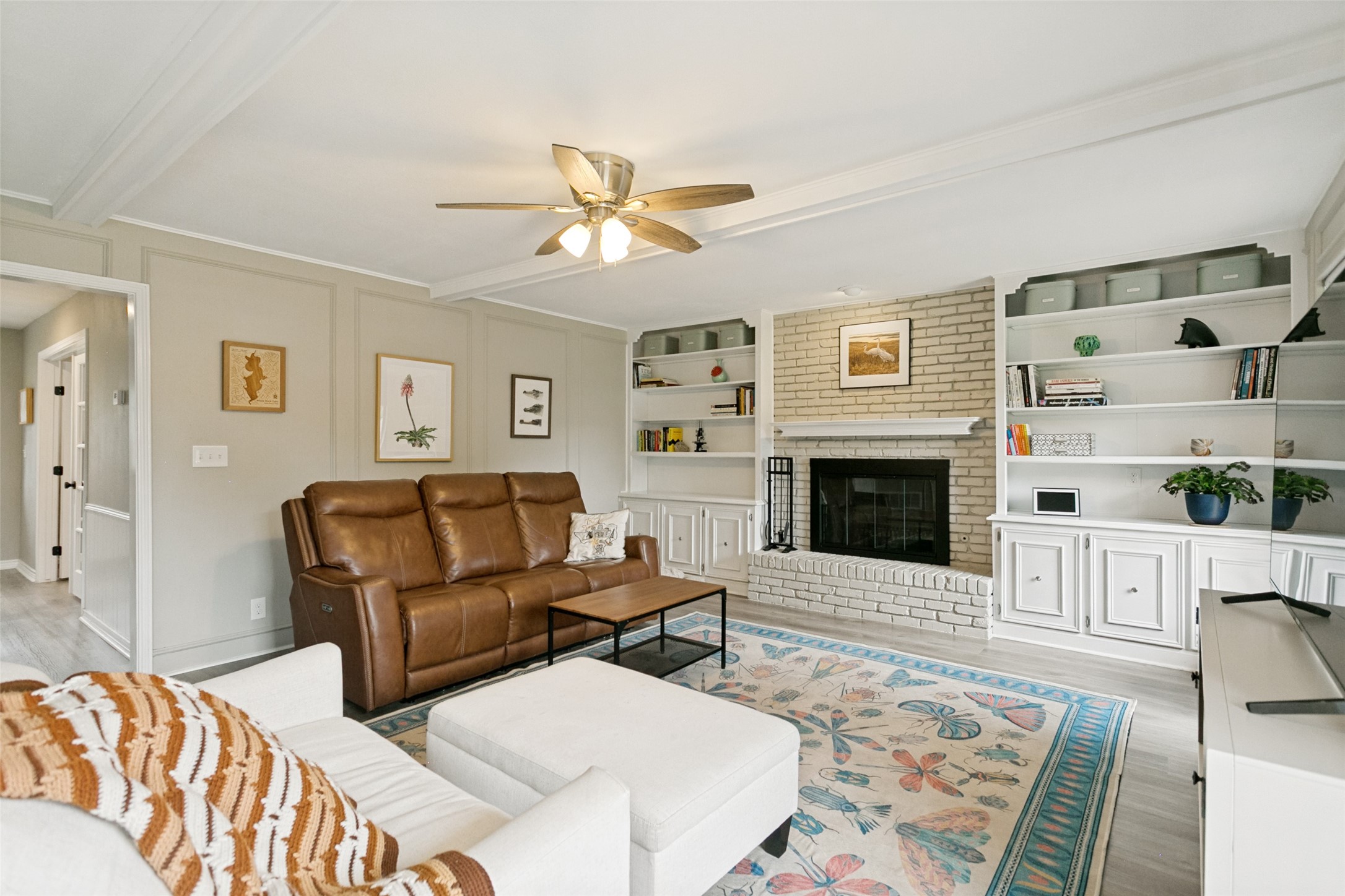 2416 Heather Hill Lane