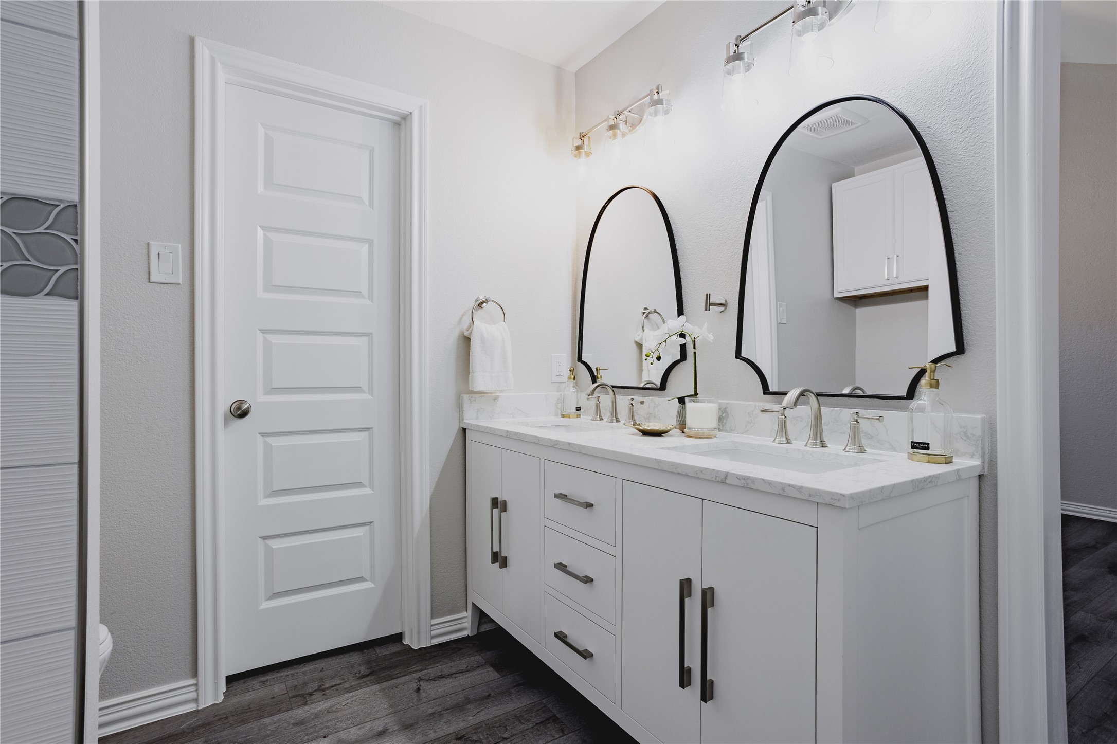 3617 Knights Bridge Drive