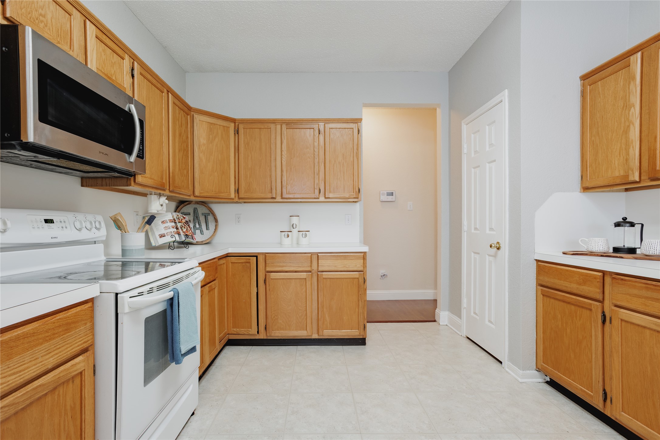 6513 Fairfield Drive