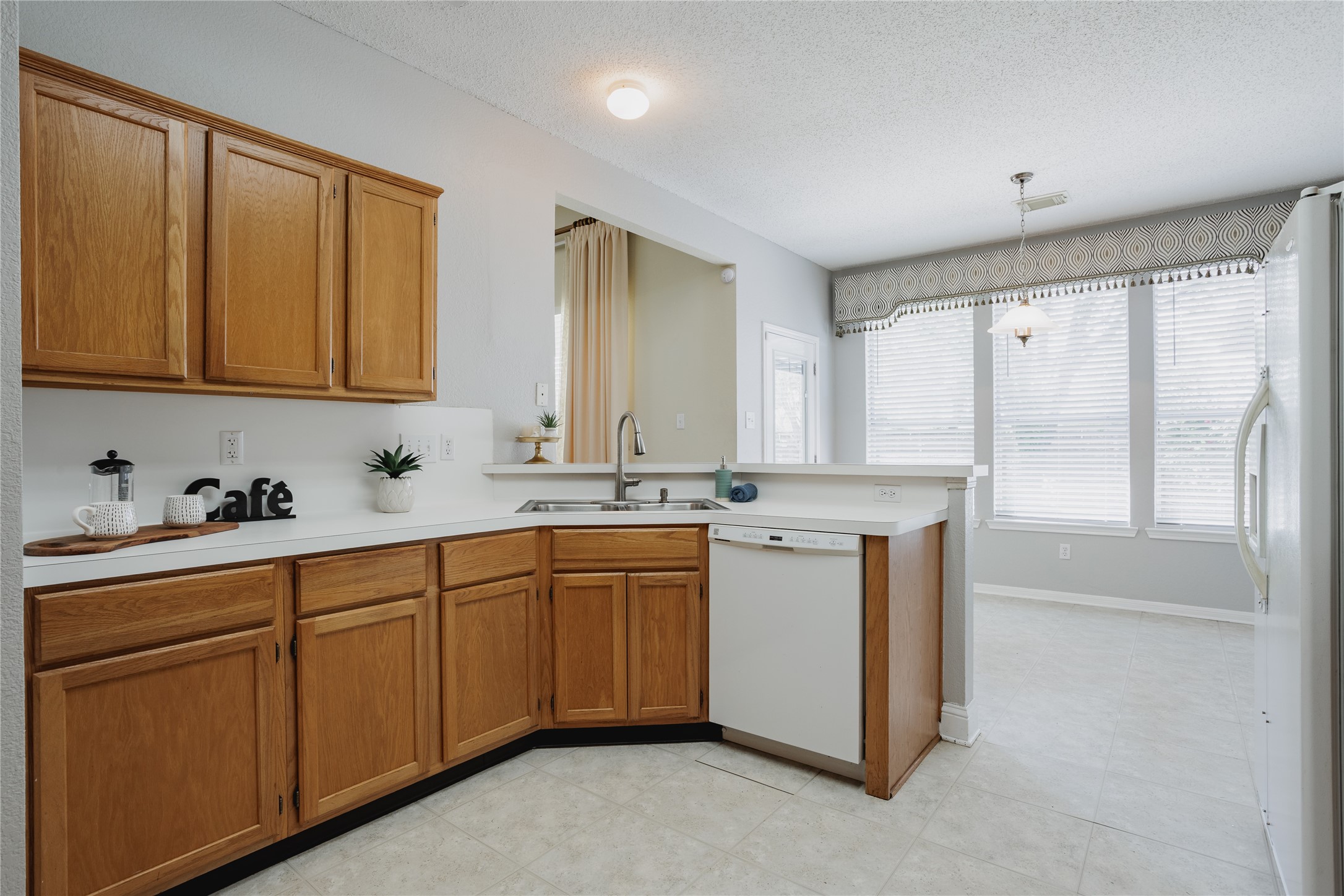 6513 Fairfield Drive