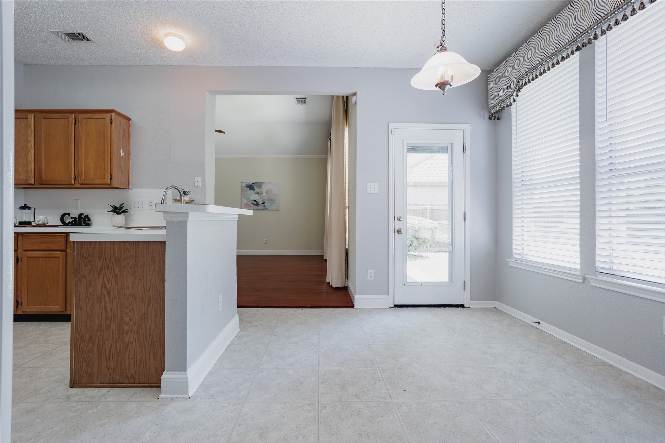 6513 Fairfield Drive