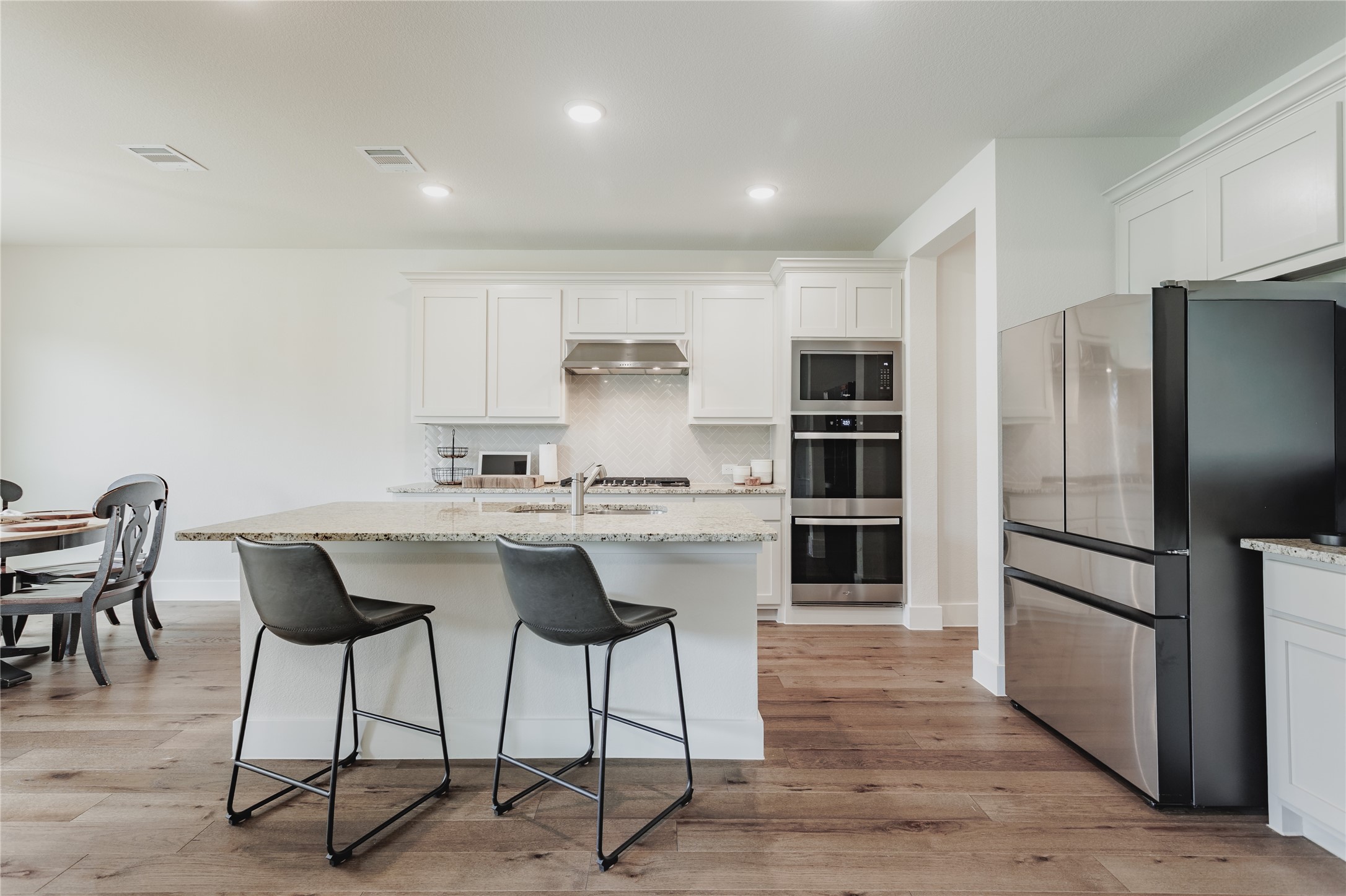 3913 Ablon Trail