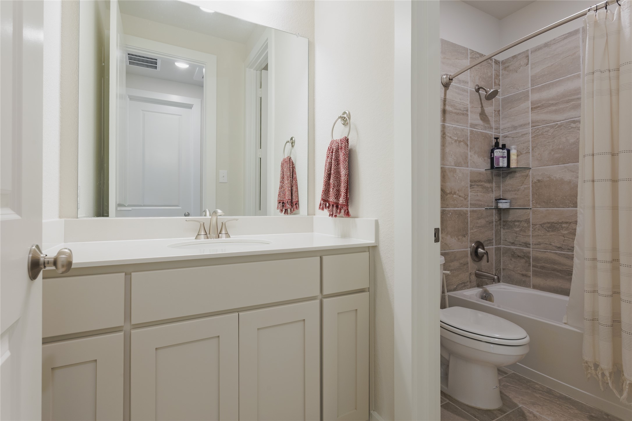 3913 Ablon Trail