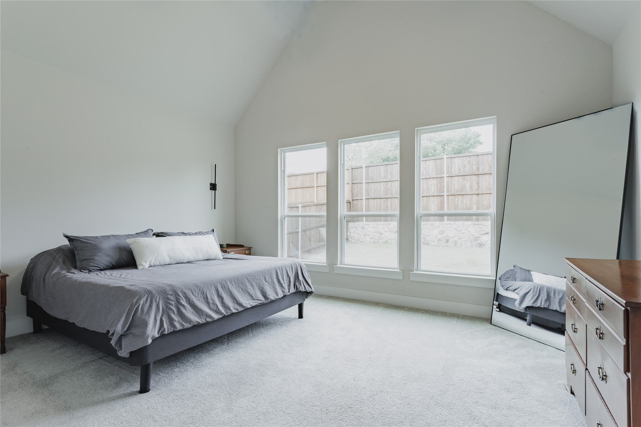 3913 Ablon Trail