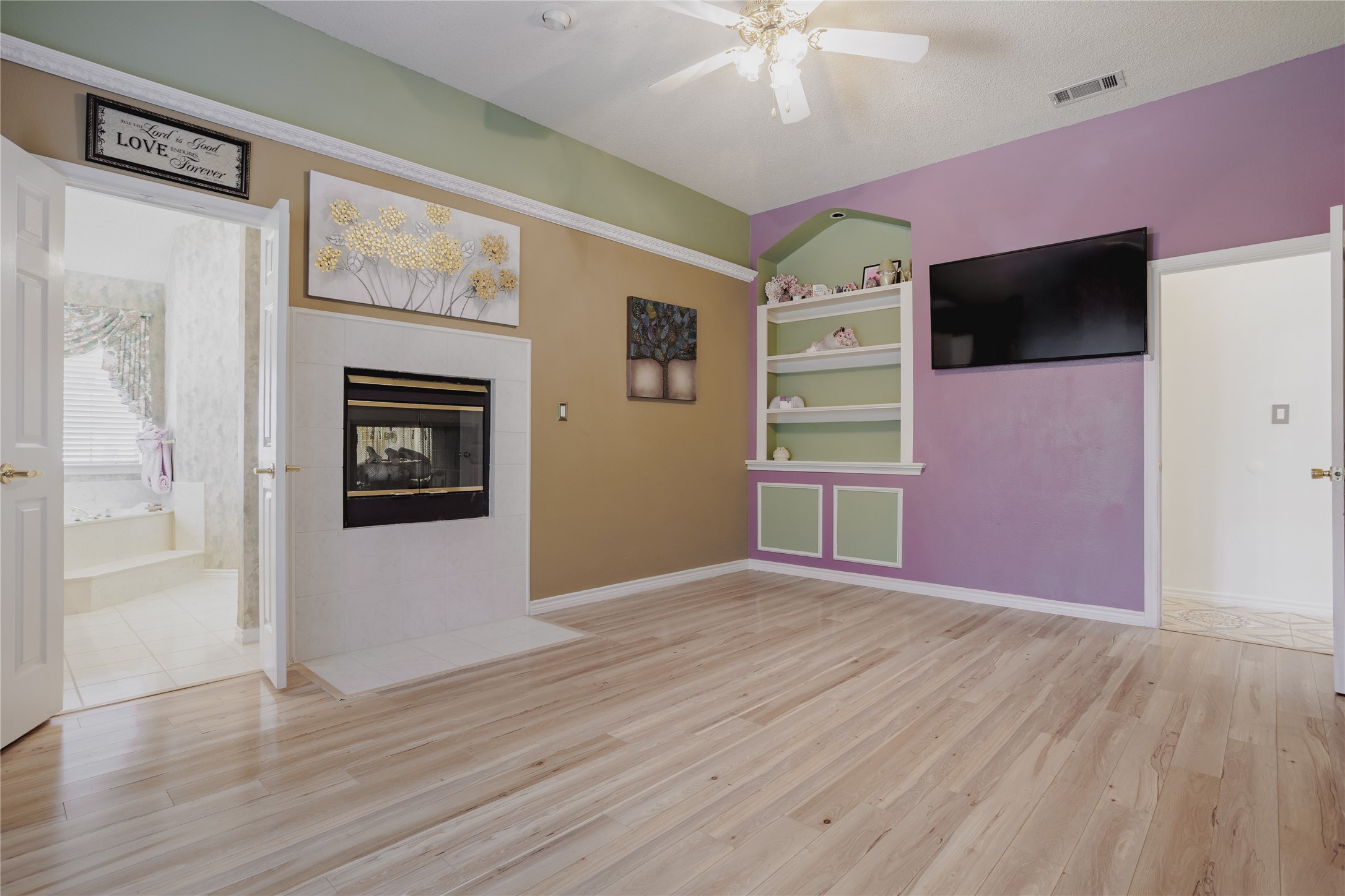 7115 Oaklawn