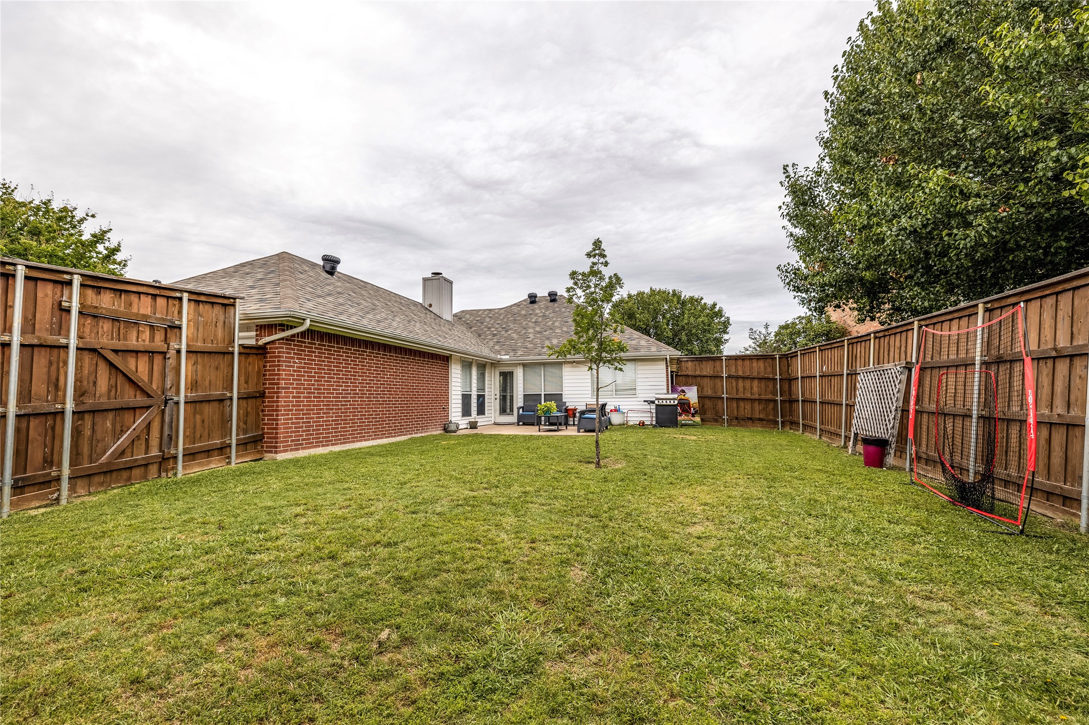 1104 Old Knoll Drive