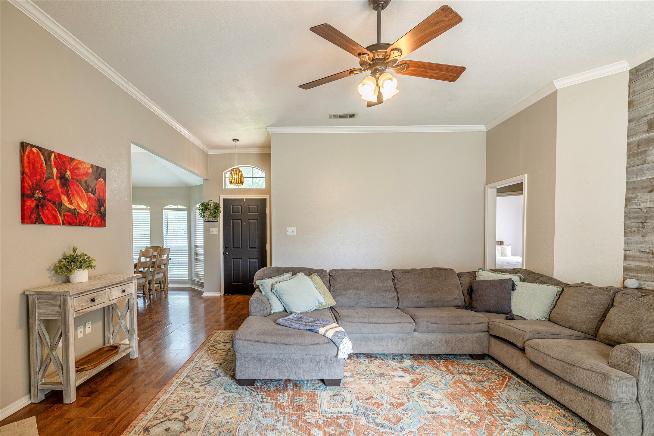 1104 Old Knoll Drive