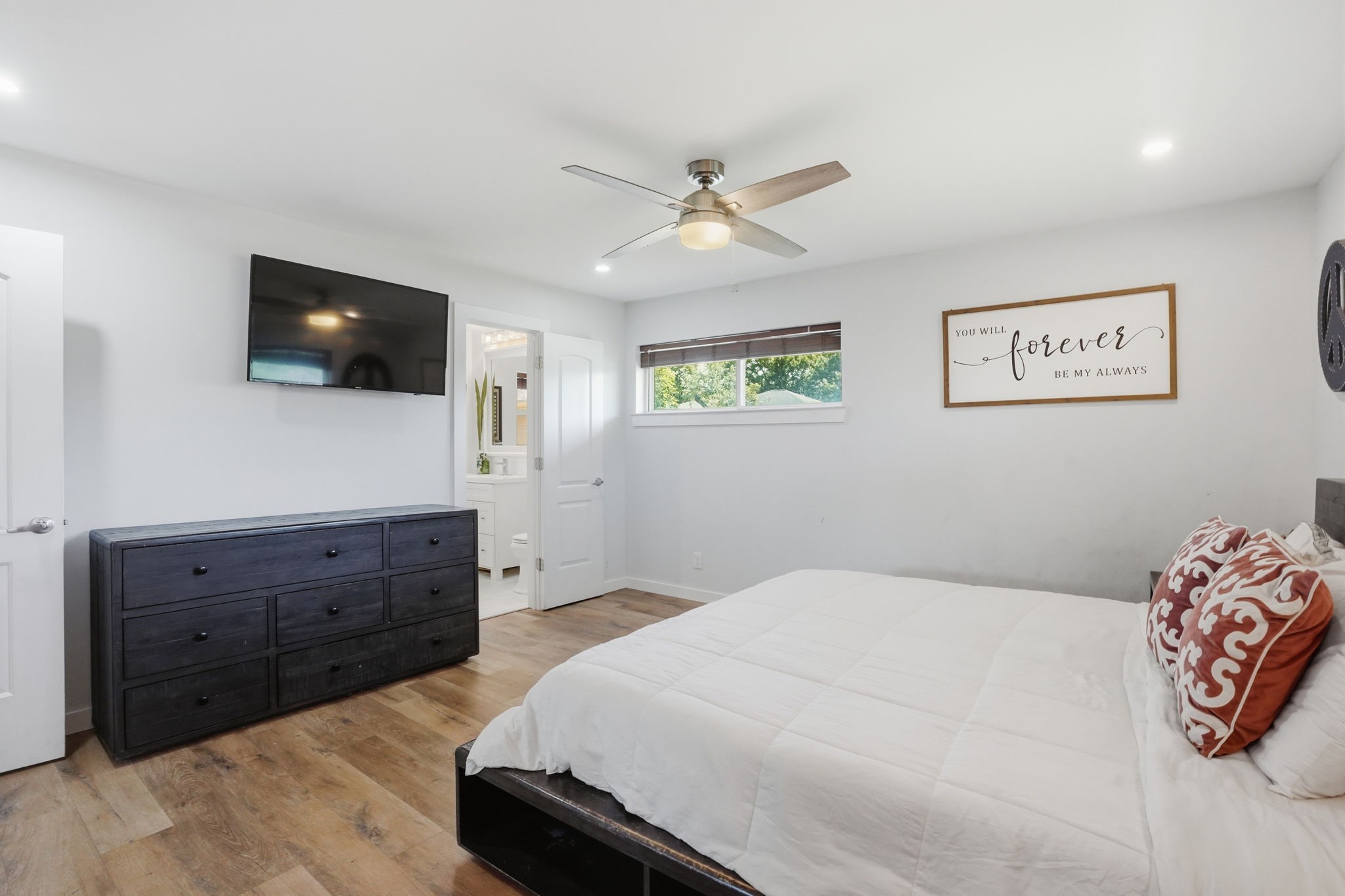 5017 Fox Hill Lane