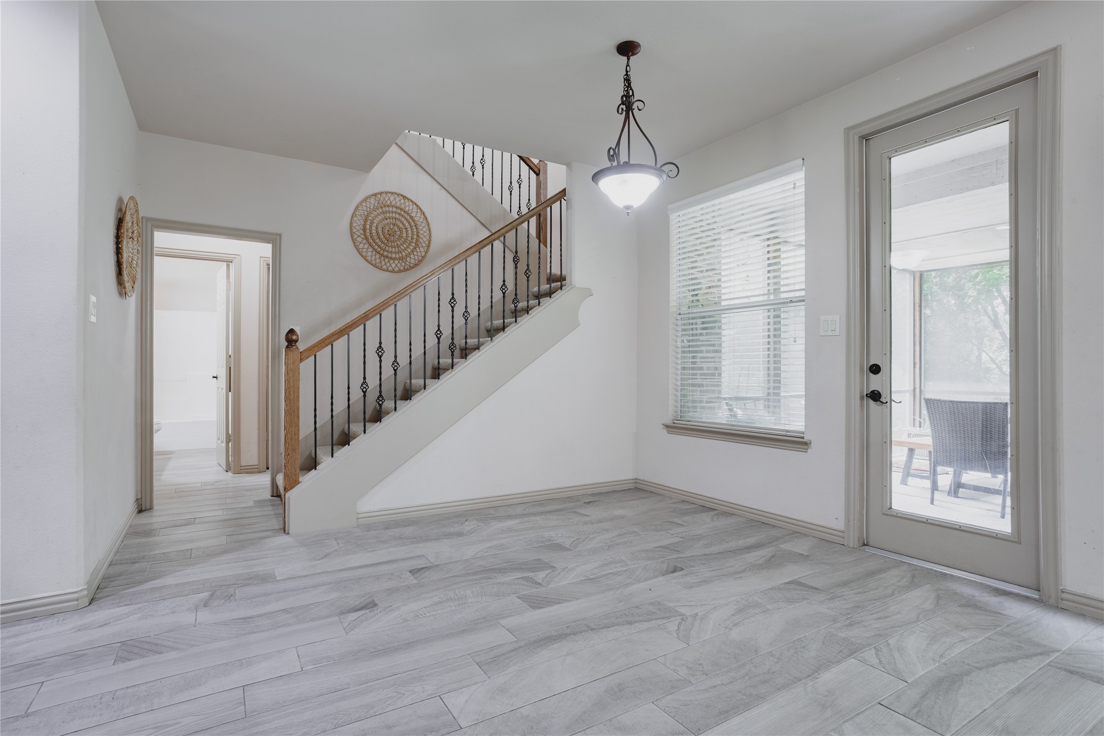 11828 State Highway 205