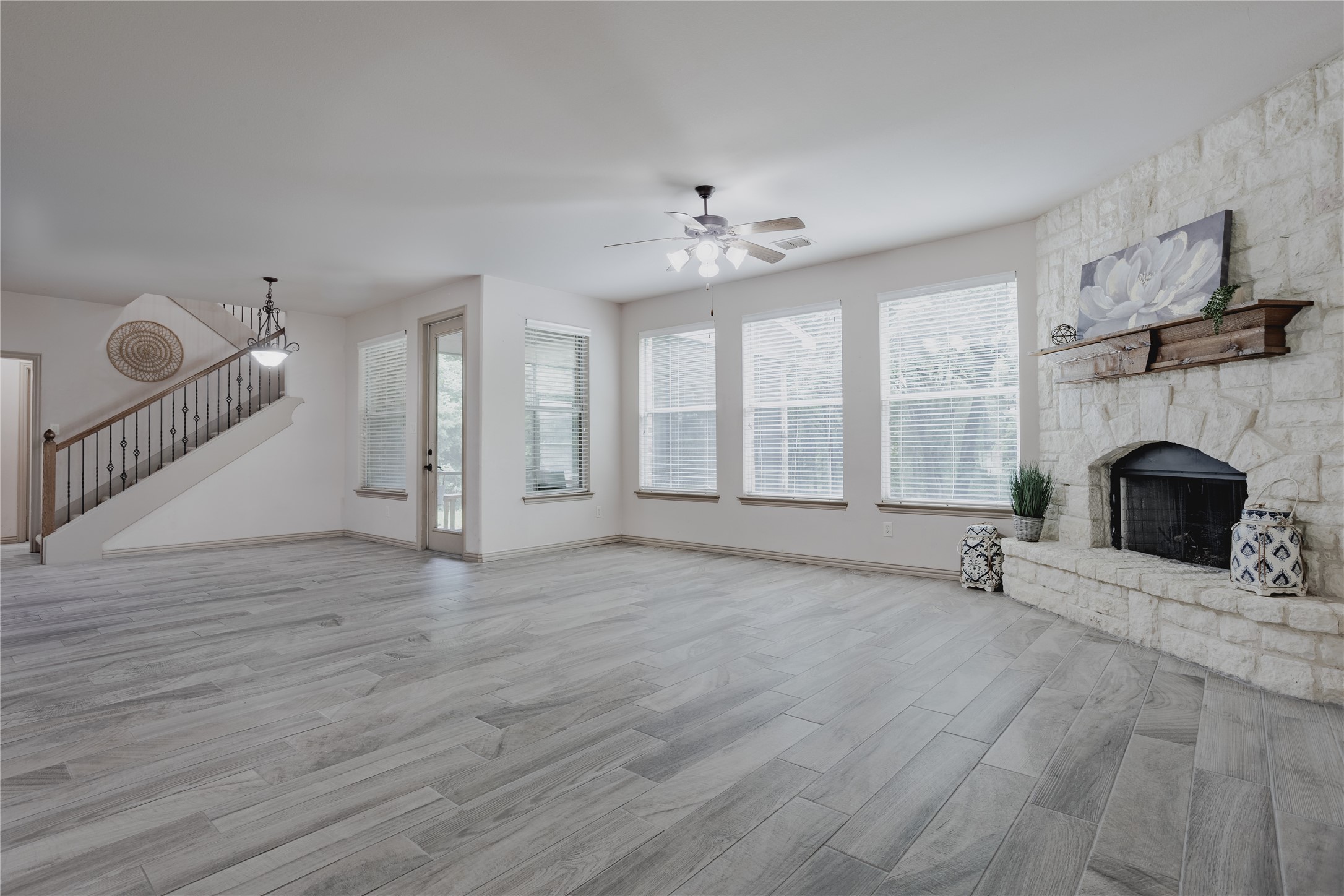 11828 State Highway 205