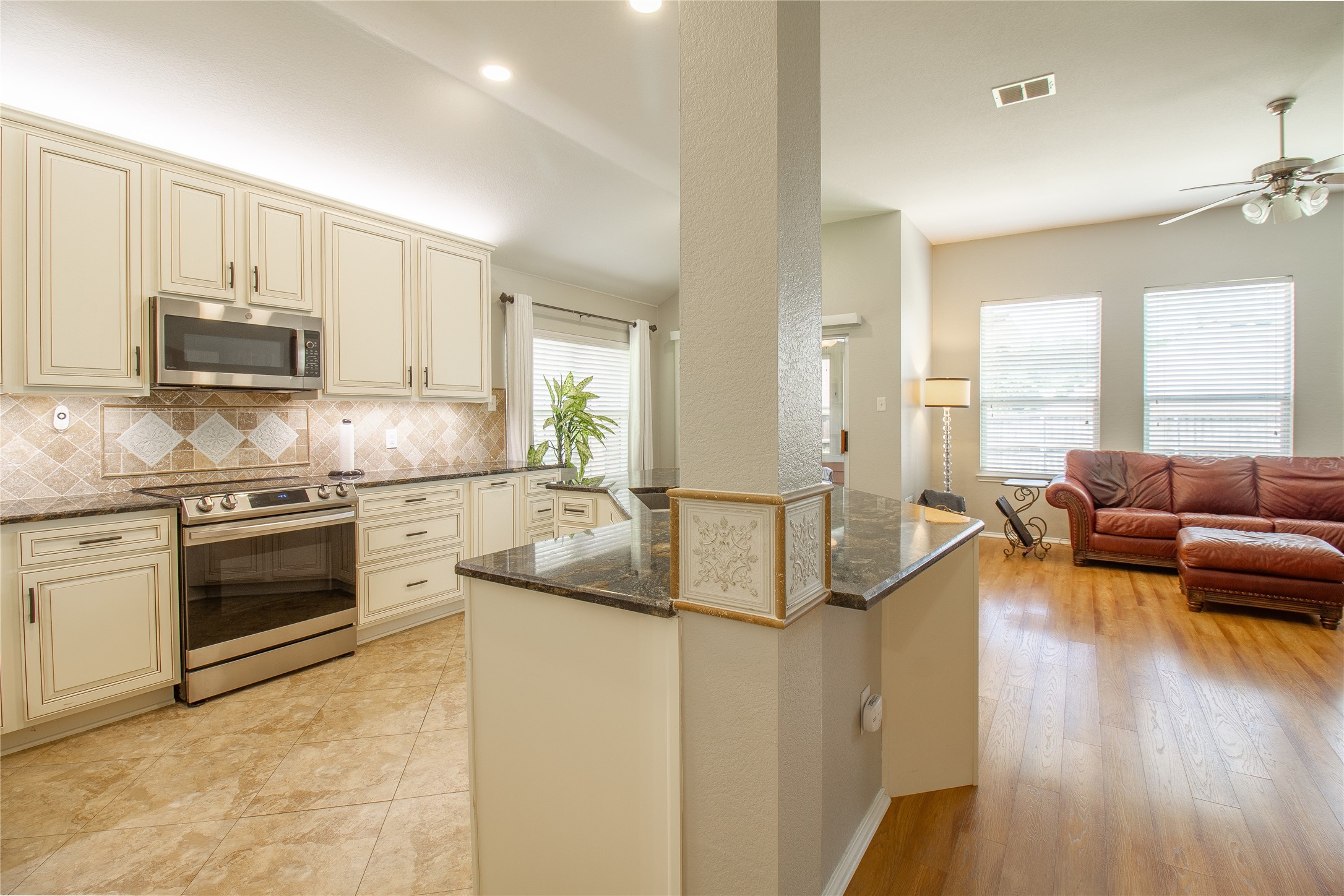 406 Hackberry Drive