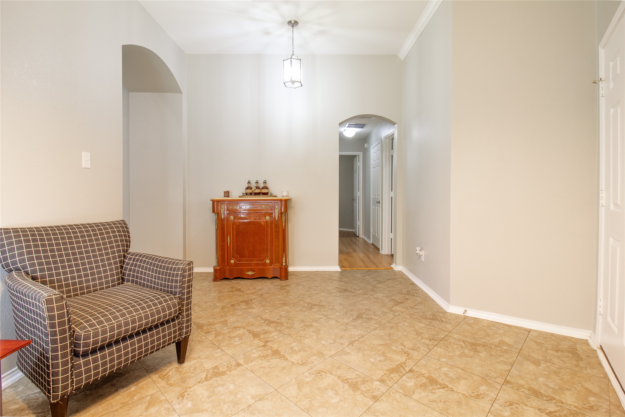 406 Hackberry Drive