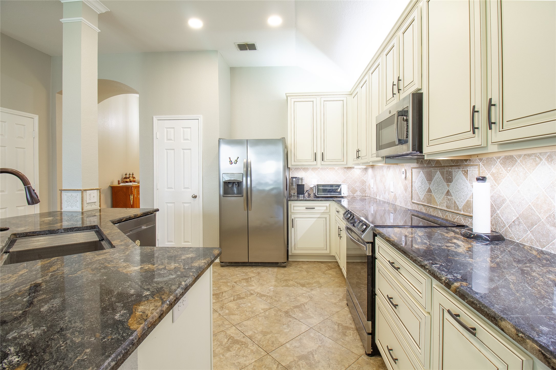 406 Hackberry Drive