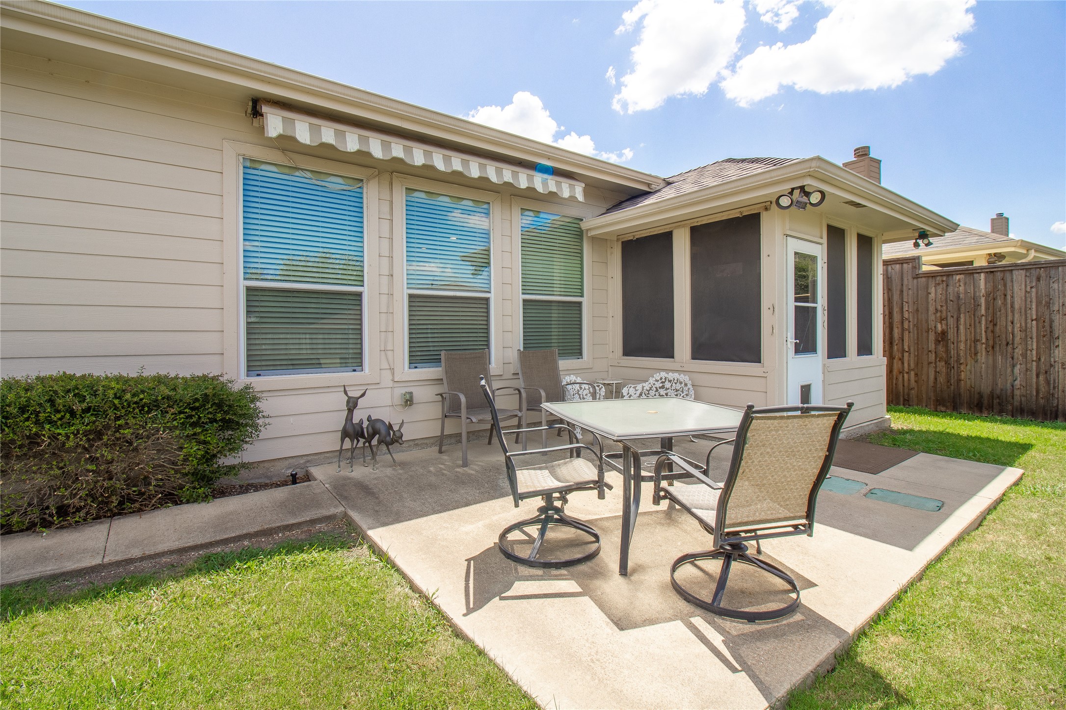 406 Hackberry Drive