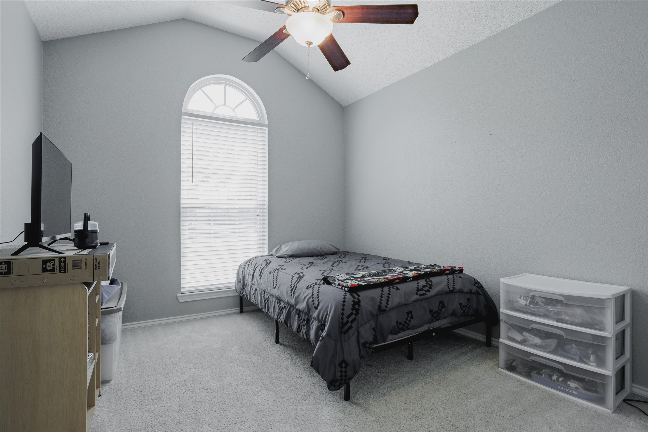 2918 Periwinkle Court